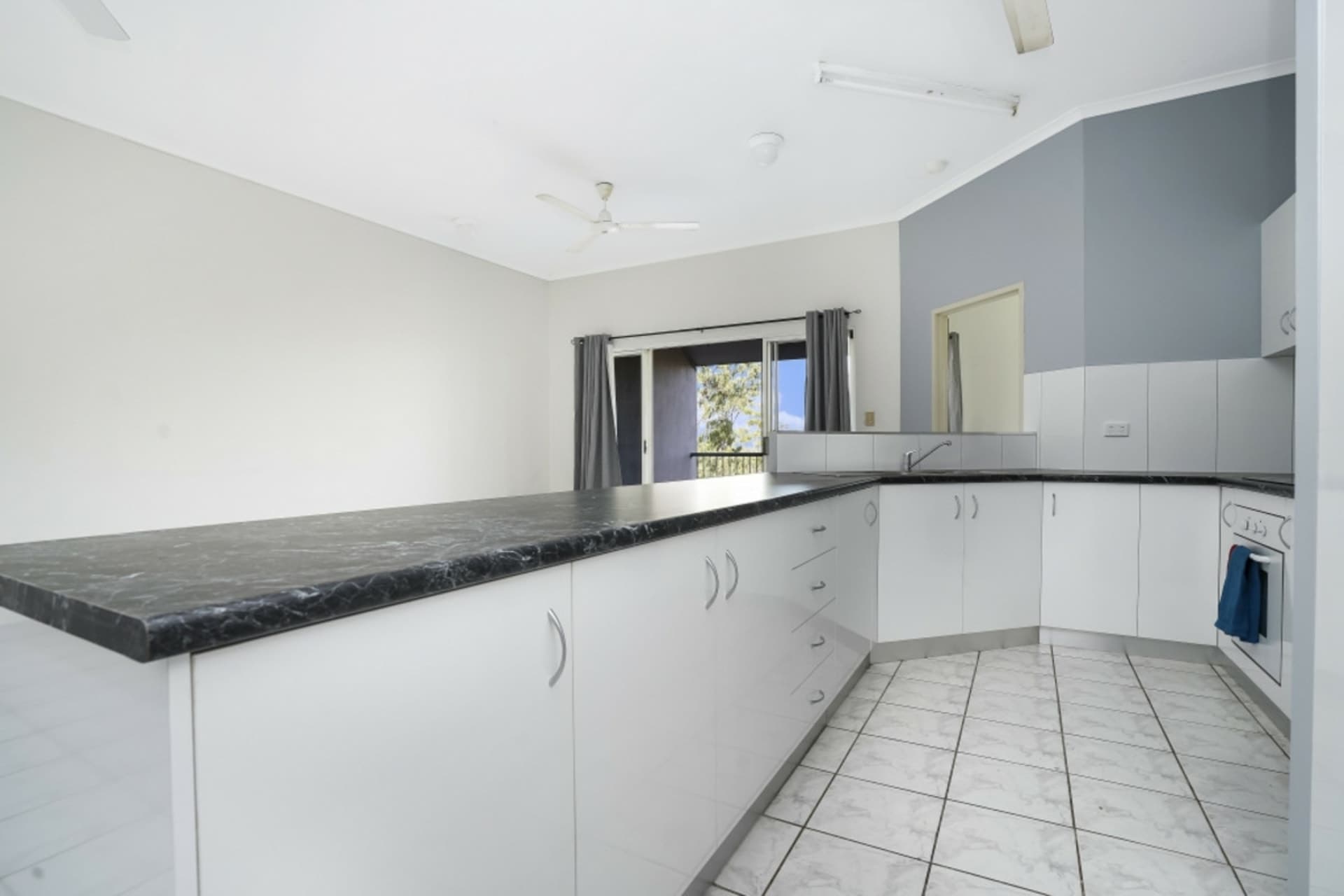 16/10 Mannikan Court Bakewell NT, Bakewell - Thumbnail 2