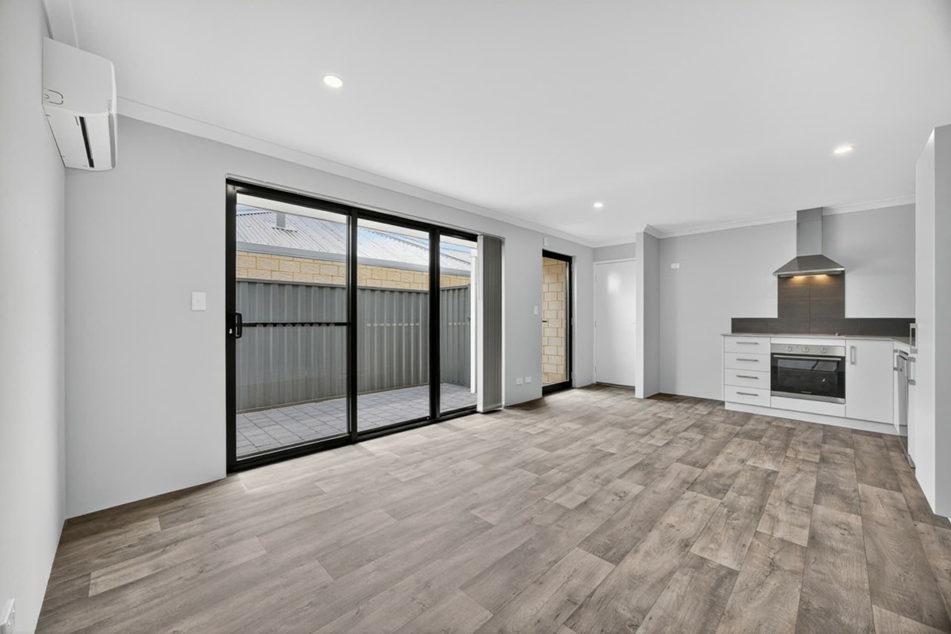 130B McDonald Road Baldivis WA, Baldivis - Thumbnail 2
