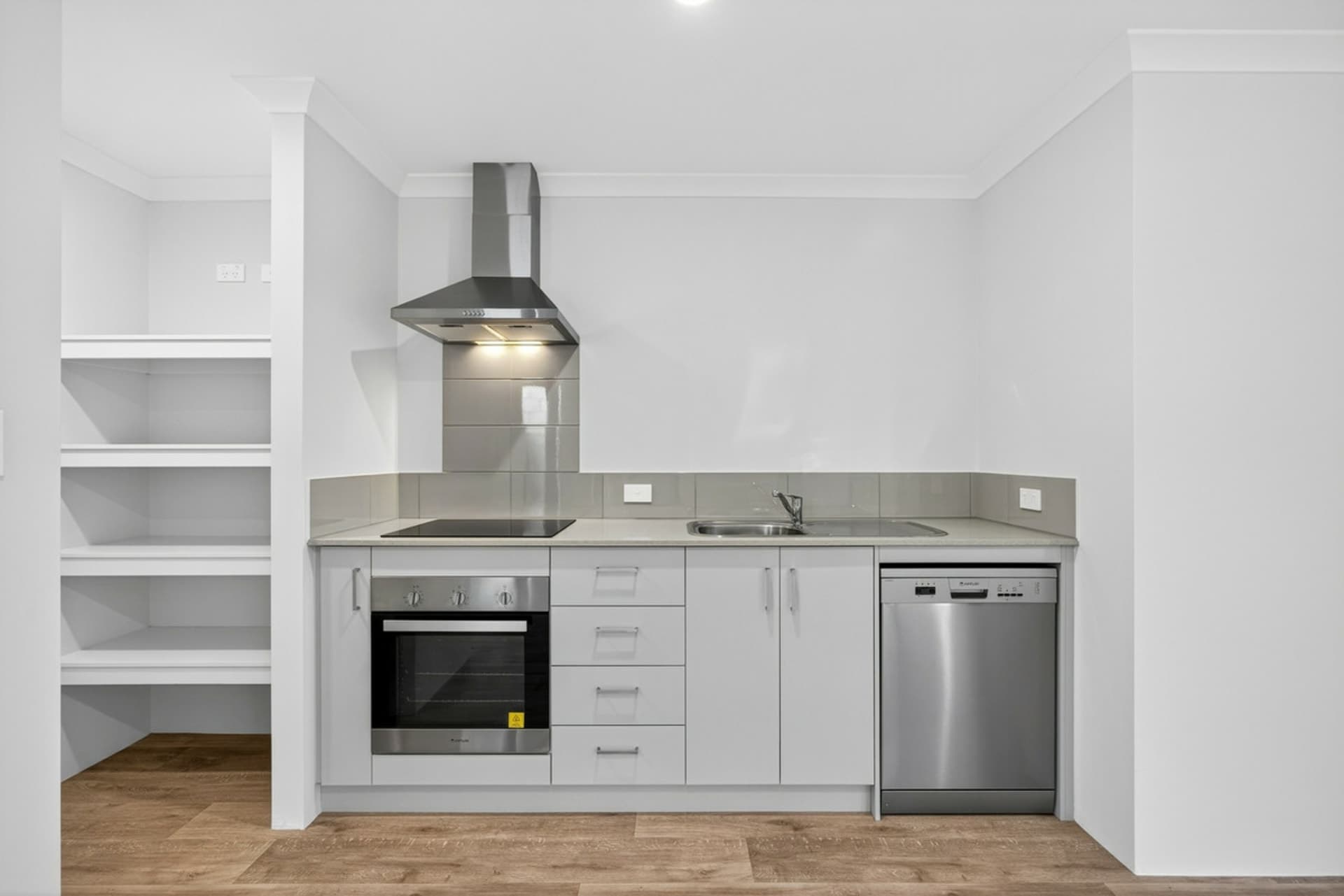 17B Goldrush Way Baldivis WA, Baldivis - Thumbnail 3