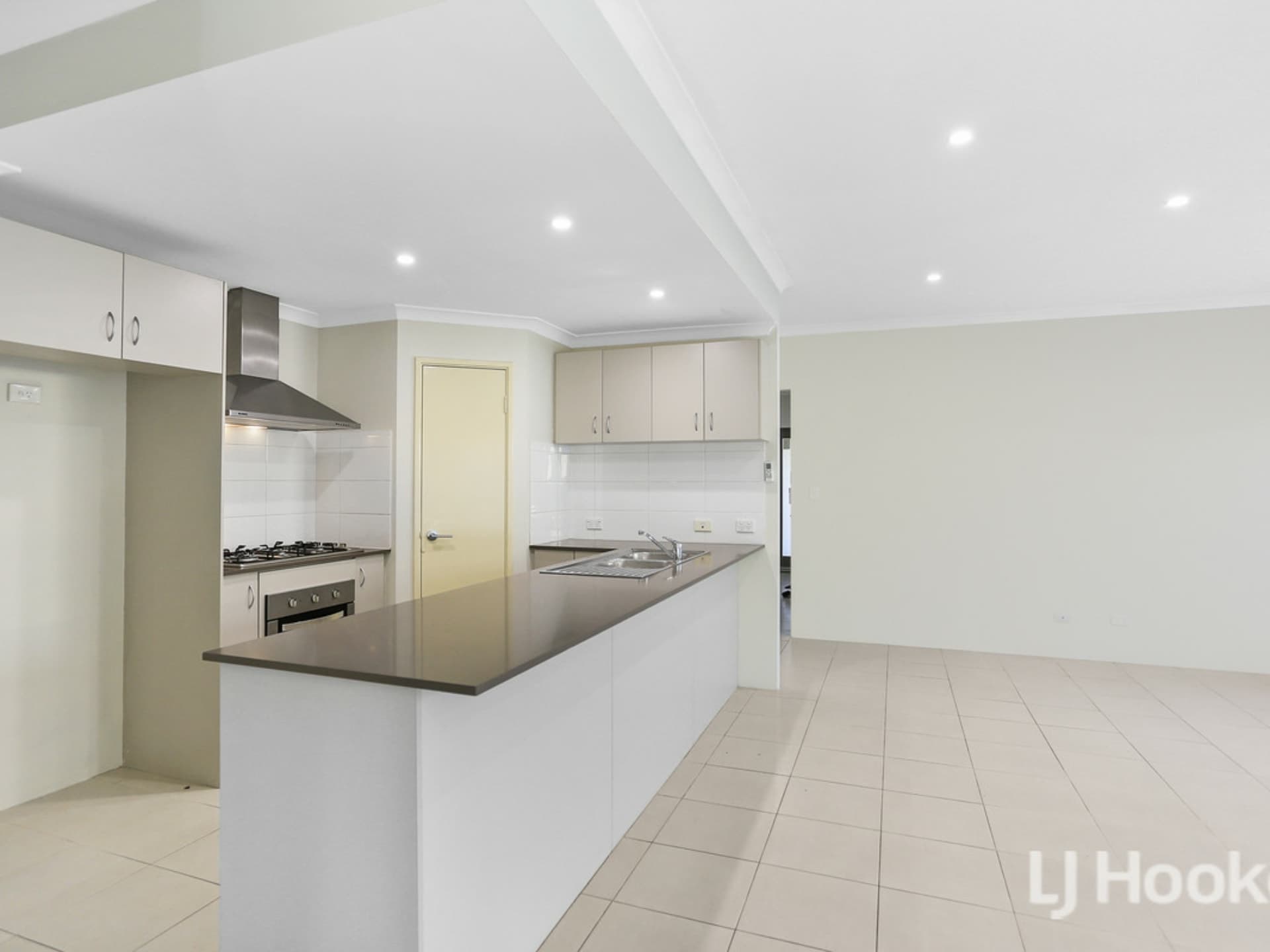 15 Martindale Road Baldivis WA, Baldivis - Thumbnail 6
