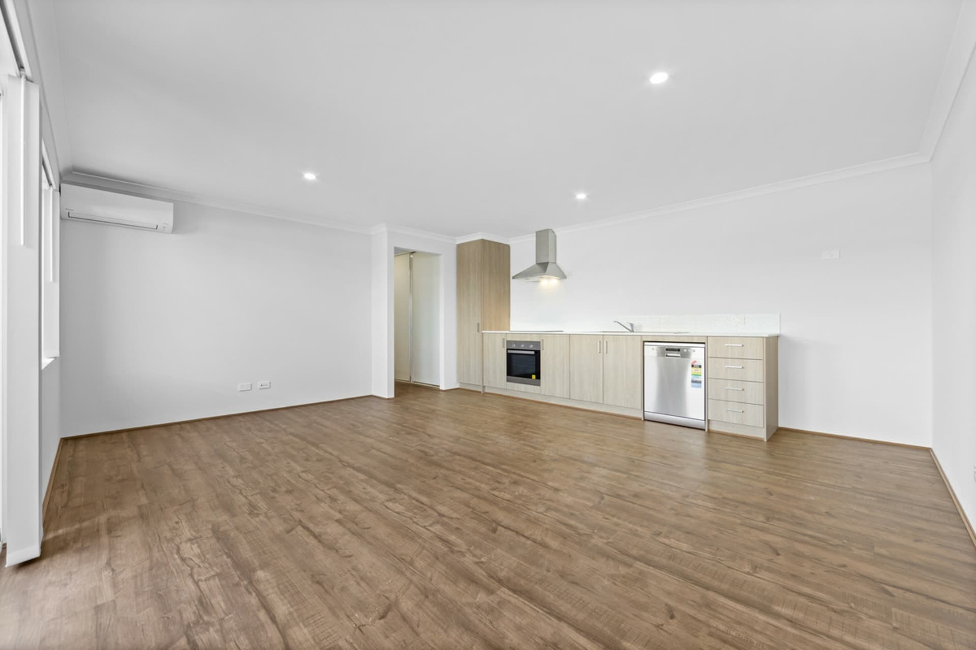 23B Burnished Drive Baldivis WA, Baldivis - Thumbnail 2