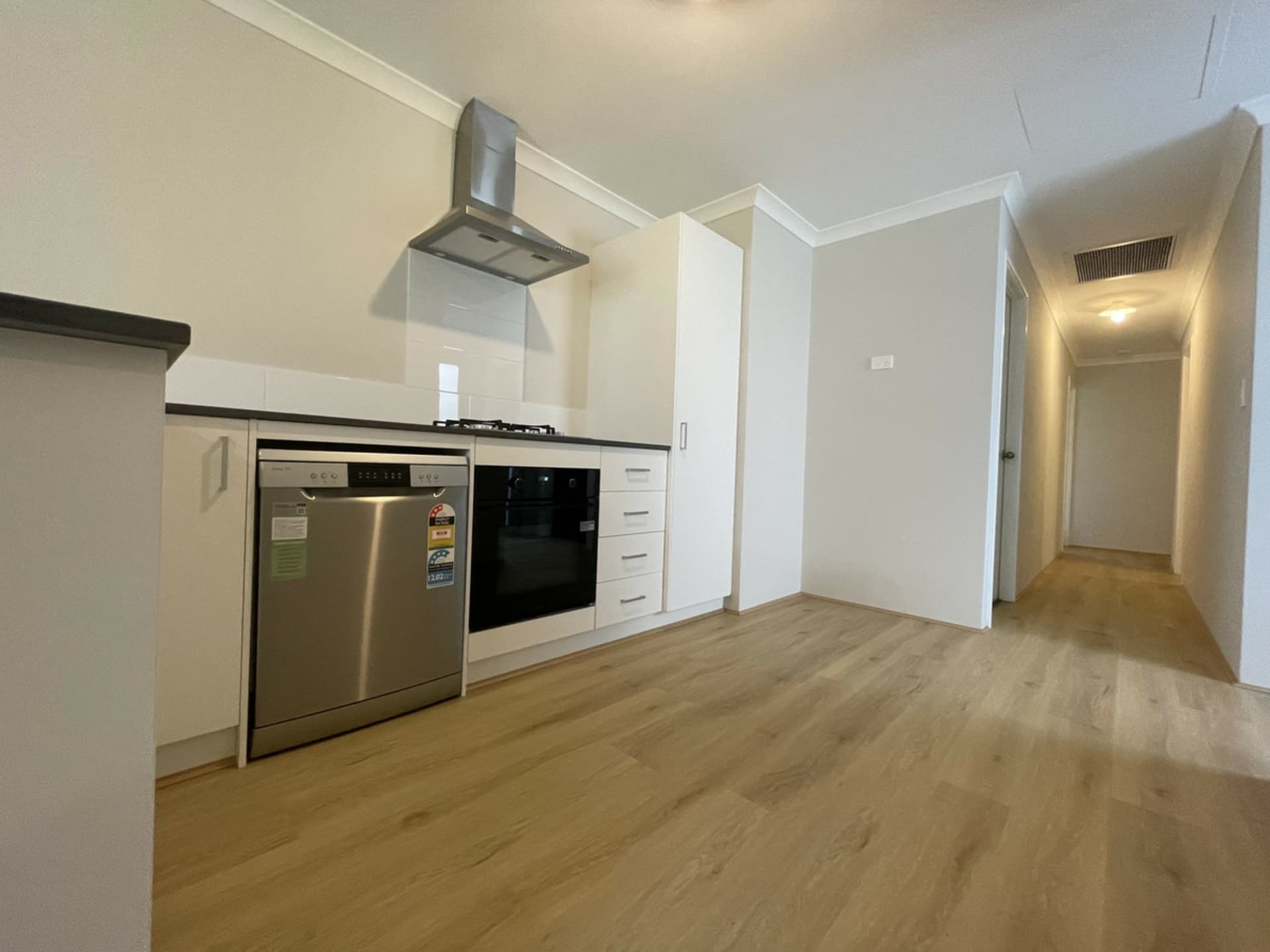 19 Cattai Lane Baldivis WA, Baldivis - Thumbnail 2