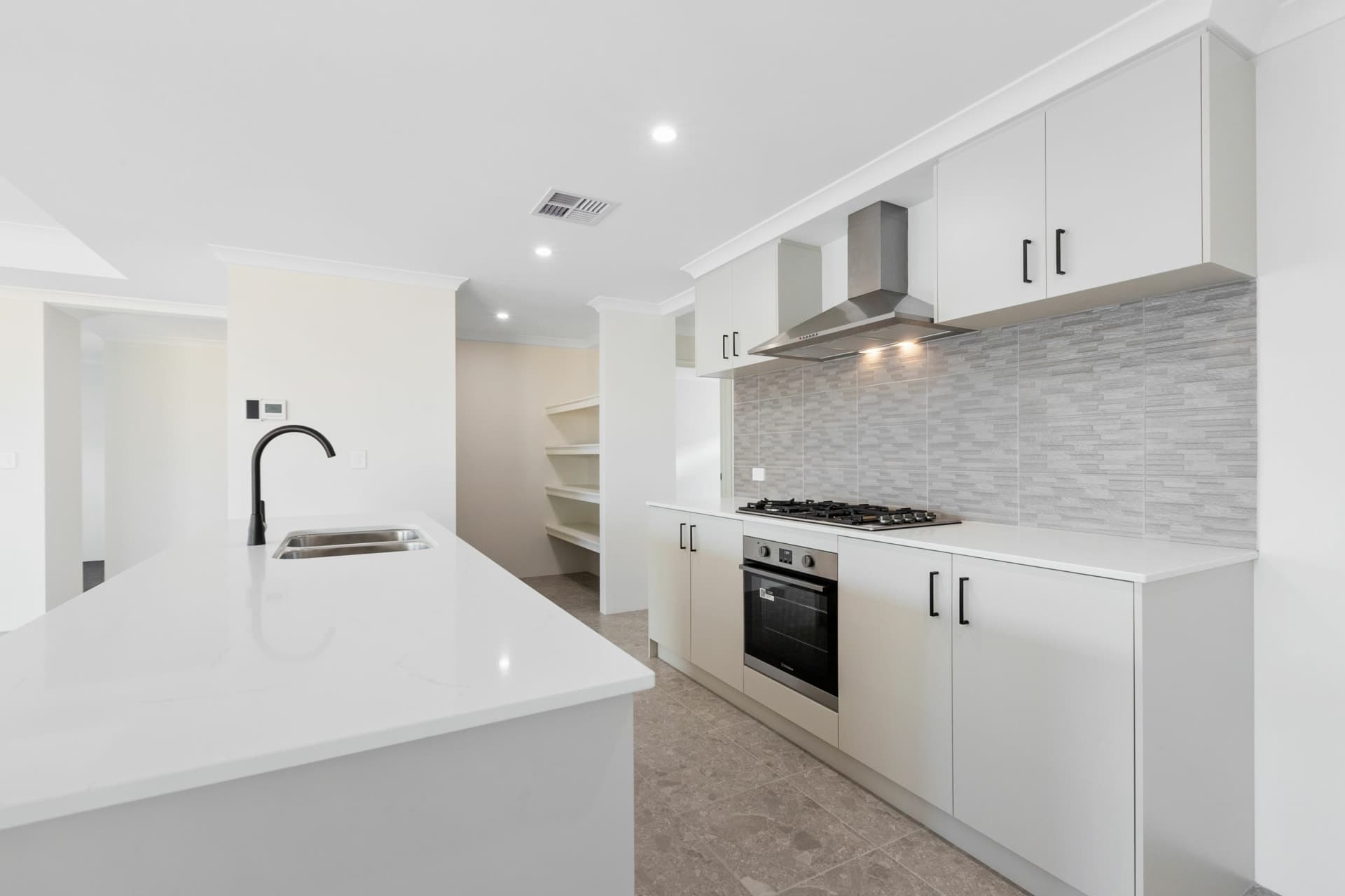 10 Caulfield Drive Baldivis WA, Baldivis - Thumbnail 6