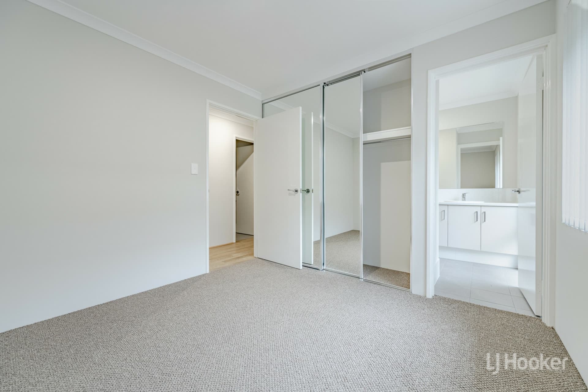 16 Burnished Drive Baldivis WA, Baldivis - Thumbnail 8