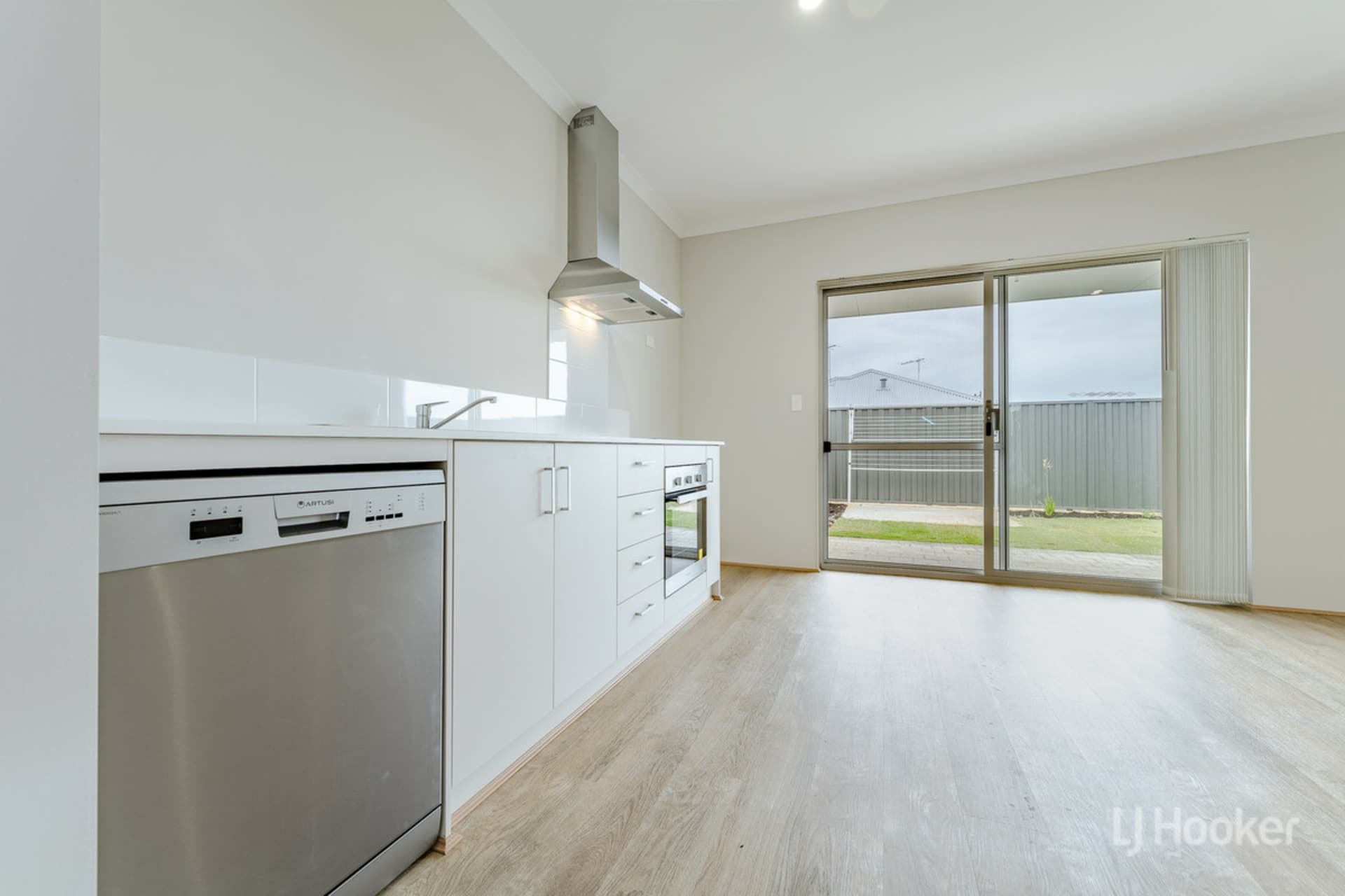 16/B Burnished Drive Baldivis WA, Baldivis - Thumbnail 5