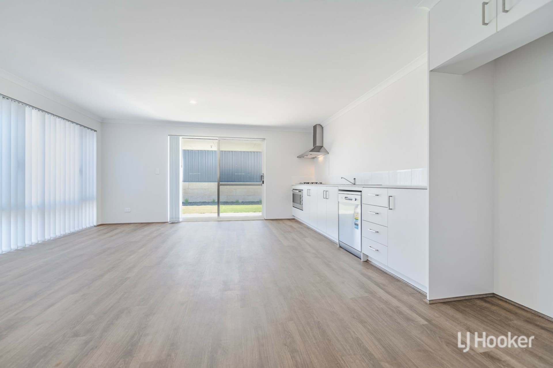 35 Candela Parkway (Main Dwelling), Baldivis, Baldivis - Thumbnail 2