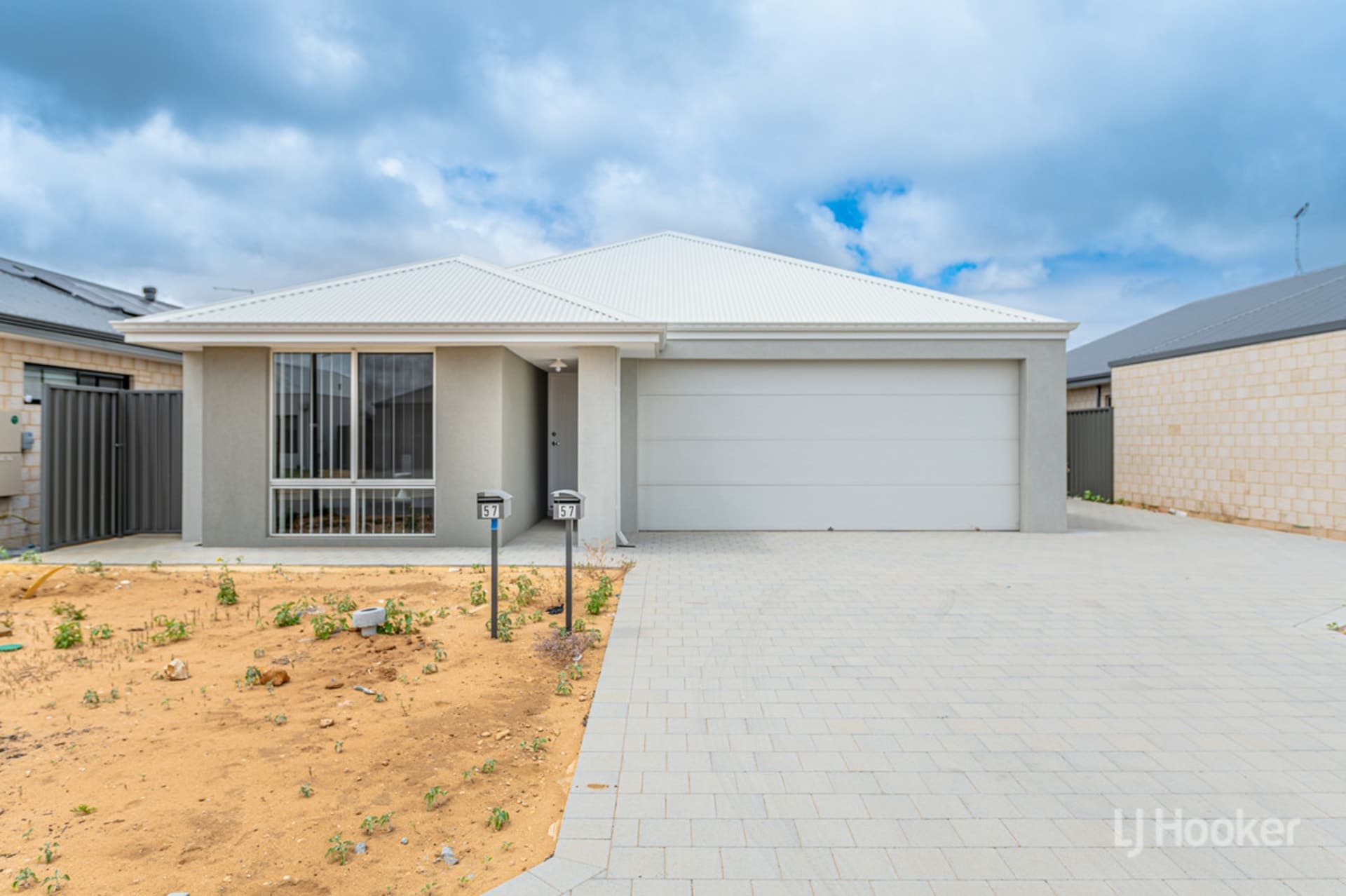 57 Espirit Way (Main House) Baldivis WA, Baldivis - Thumbnail 2