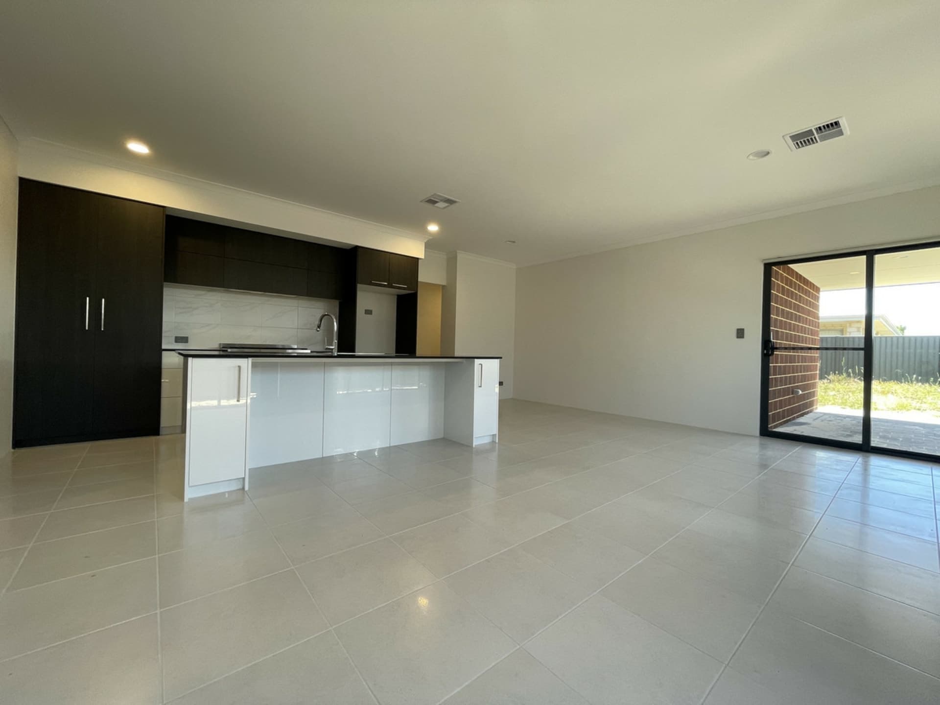 23 Barool Street Baldivis WA, Baldivis - Thumbnail 3