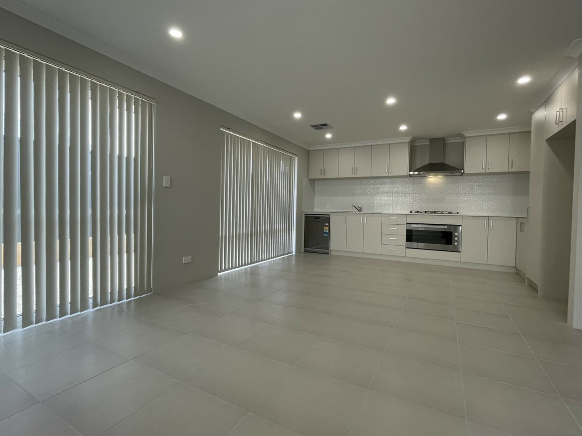 19 Sierra Parade Baldivis WA, Baldivis - Thumbnail 5