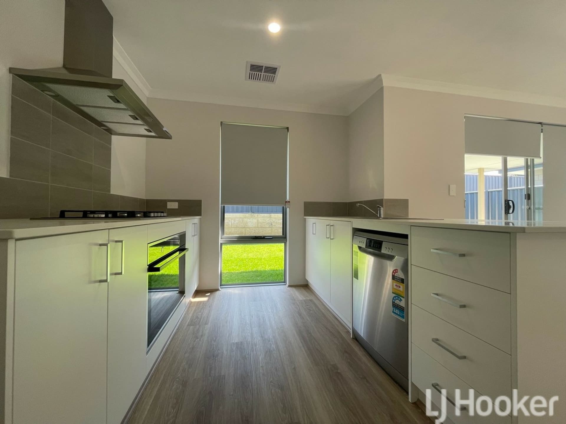 111 Butterleaf Road Baldivis WA, Baldivis - Thumbnail 2