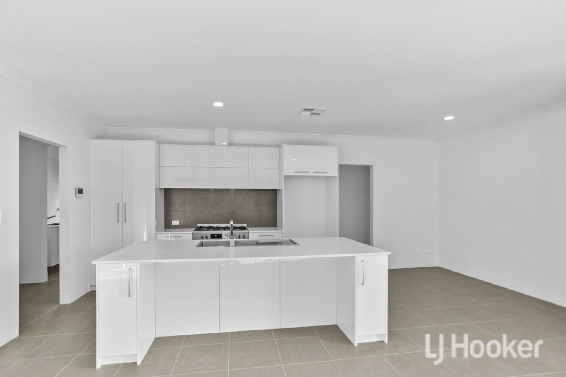 7 Popran Street Baldivis WA, Baldivis - Thumbnail 2