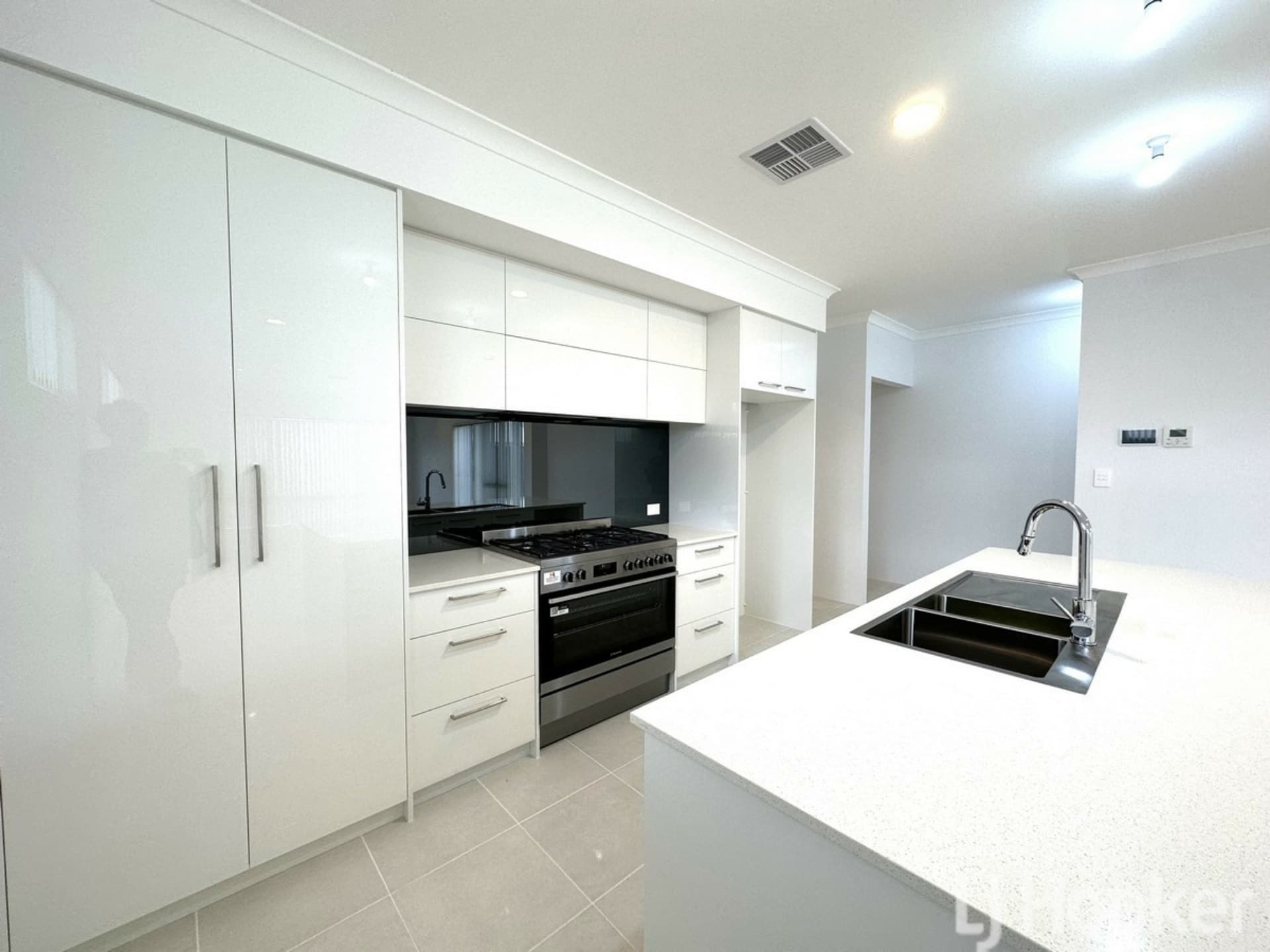 13 Gibberd Street, Baldivis, Baldivis - Thumbnail 3