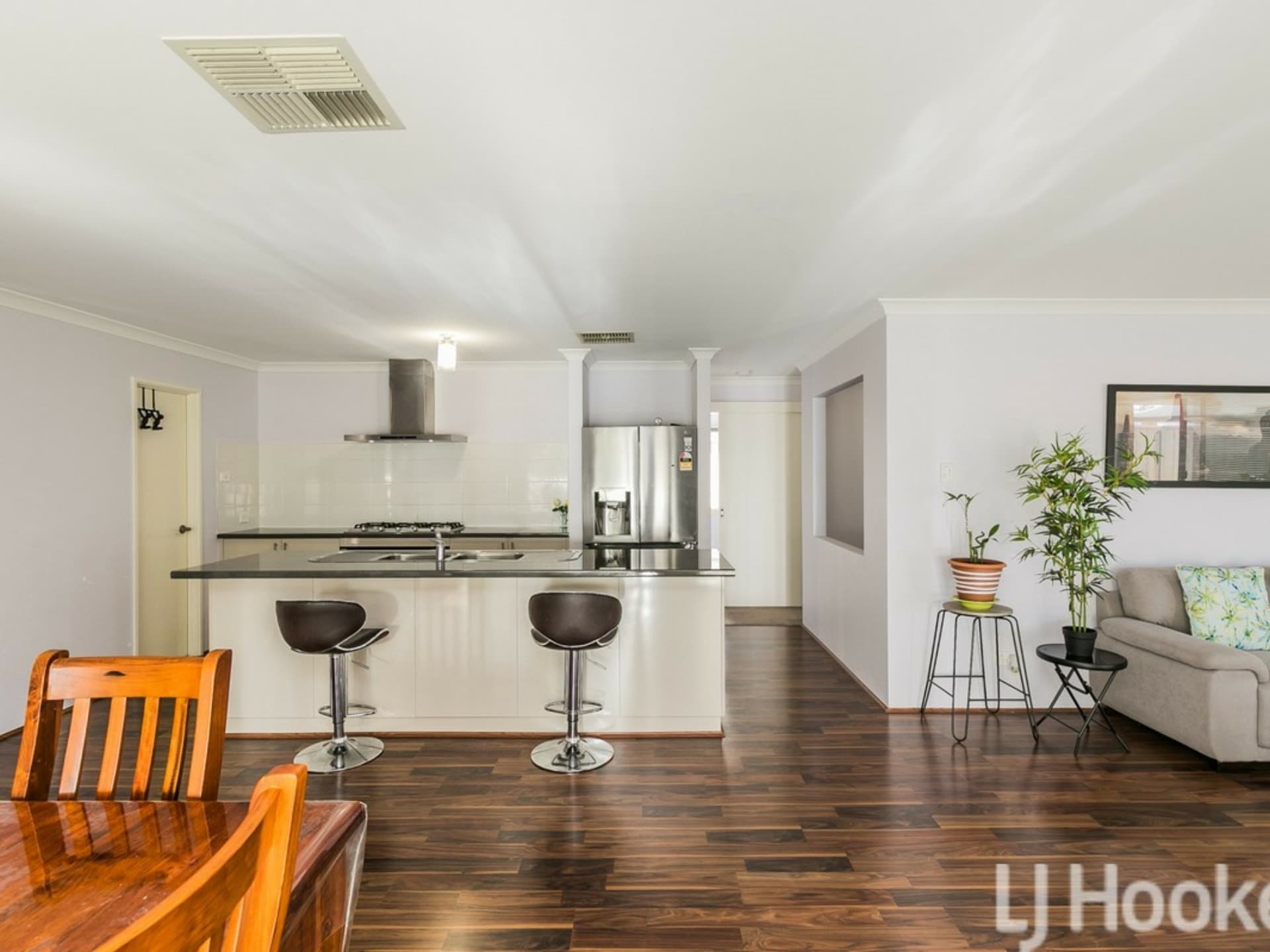 23 Molonglo Crescent Baldivis WA, Baldivis - Thumbnail 5