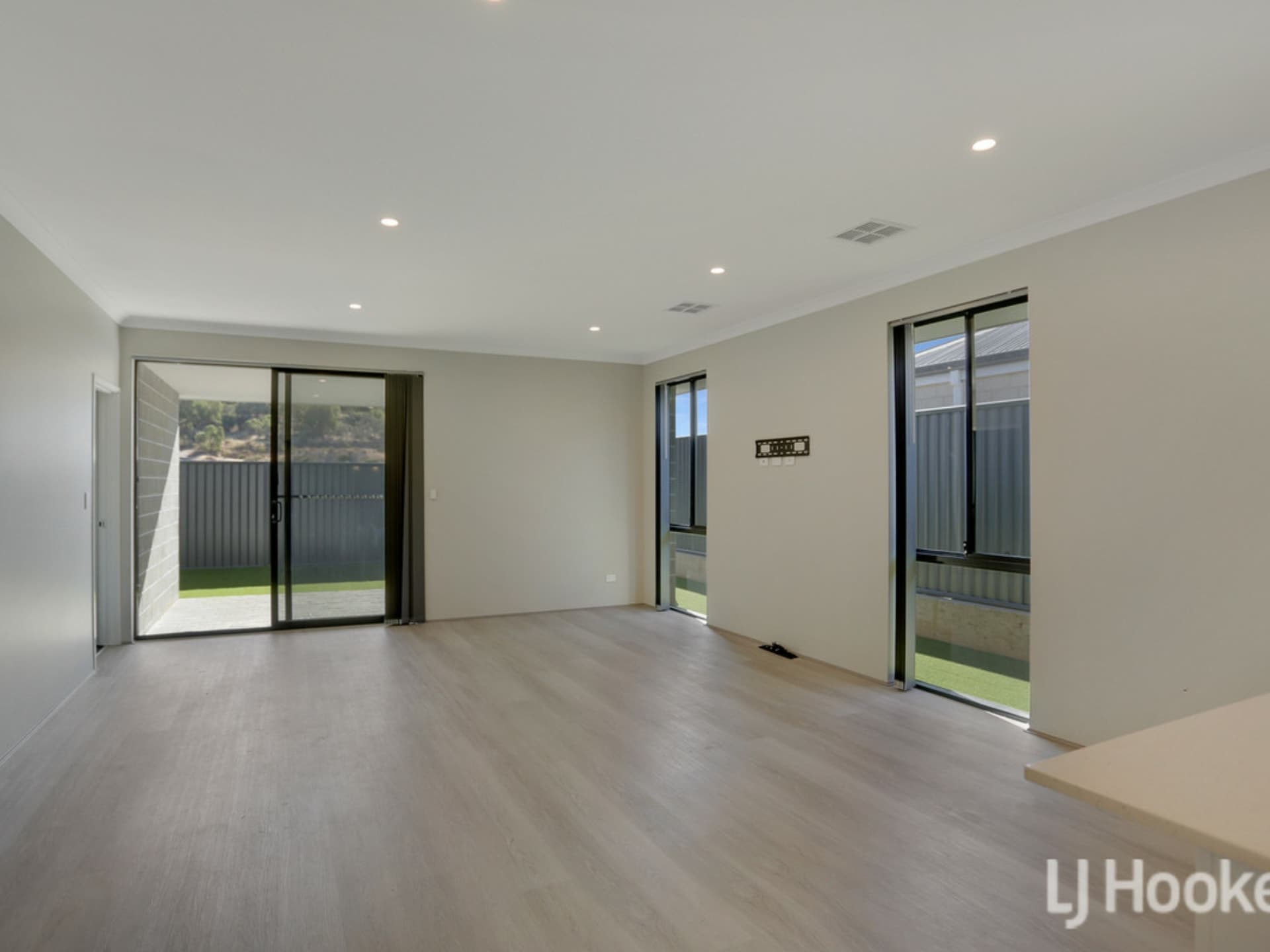38 McDonald Road Baldivis WA, Baldivis - Thumbnail 5