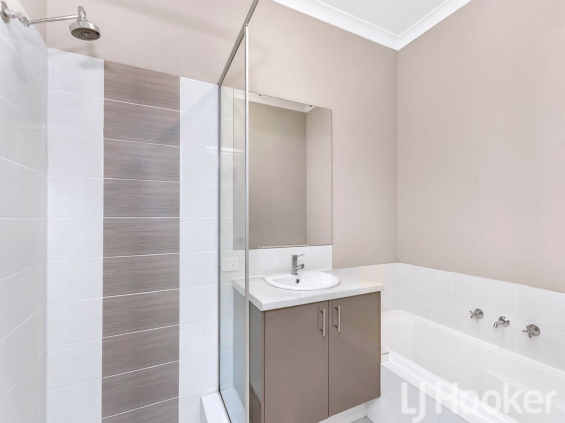 22 Altham Grove Baldivis WA, Baldivis - Thumbnail 8