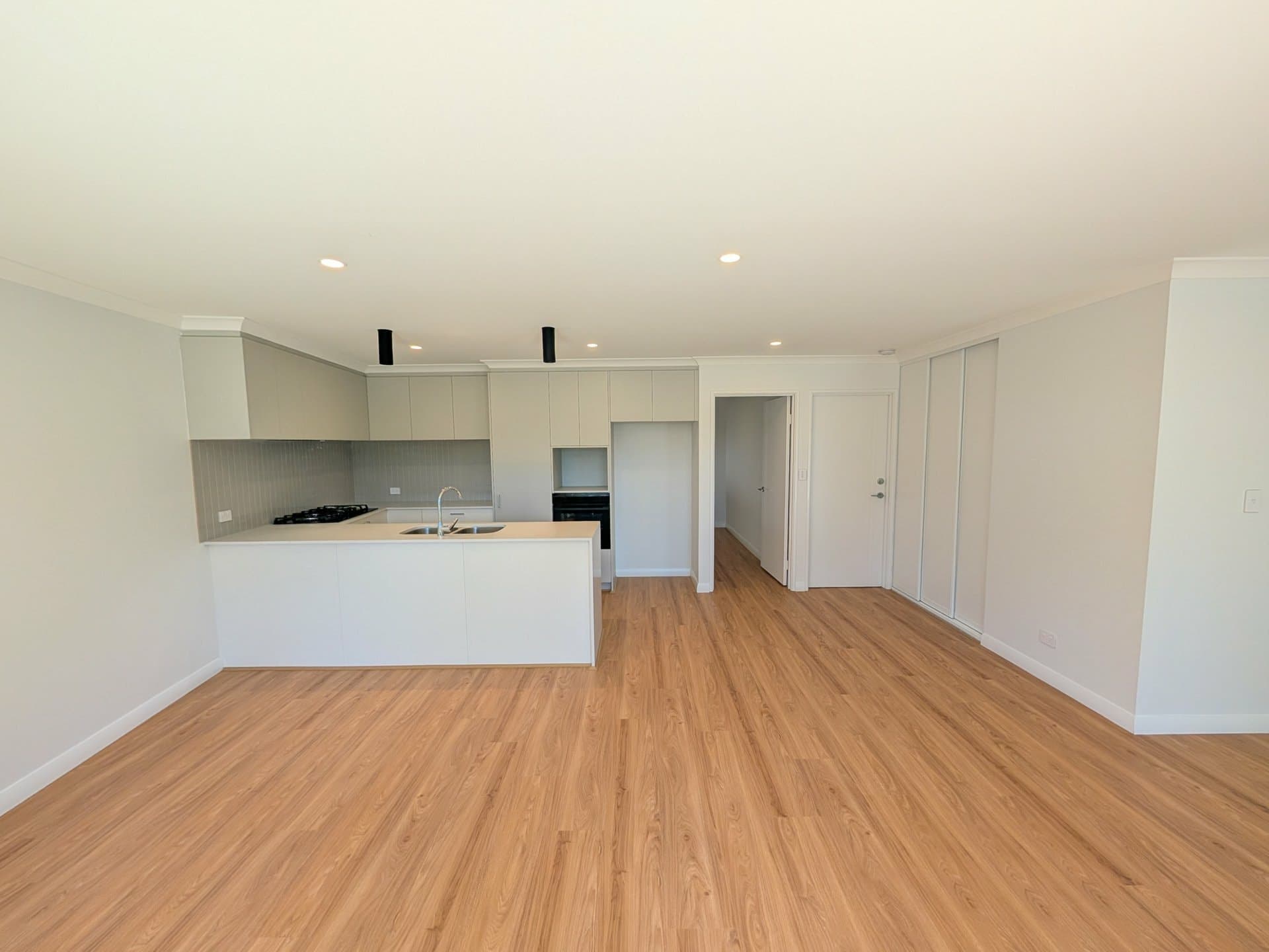 32A Finchley Cr Balga WA, Balga - Thumbnail 2
