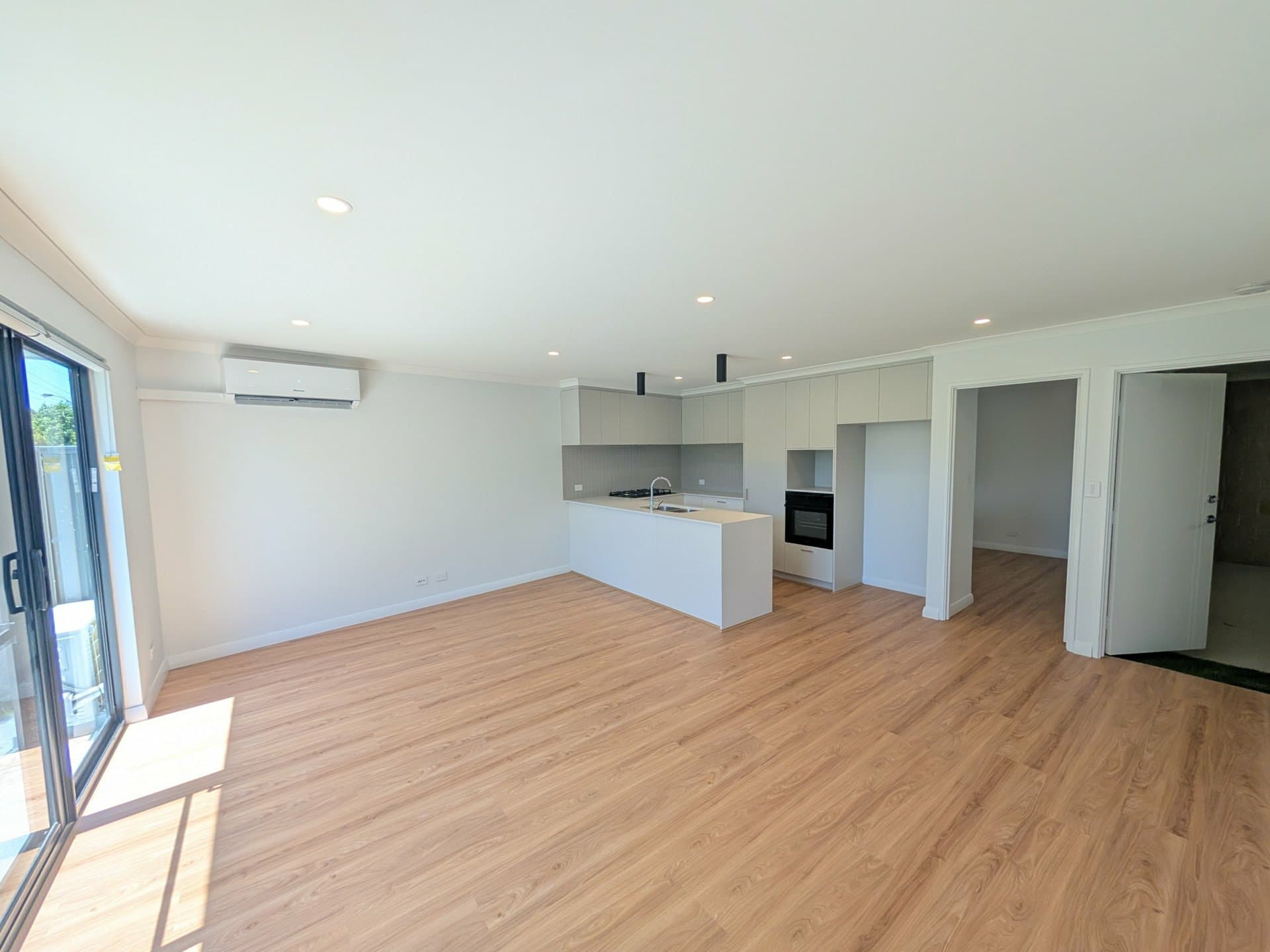 32A Finchley Cr Balga WA, Balga - Thumbnail 3