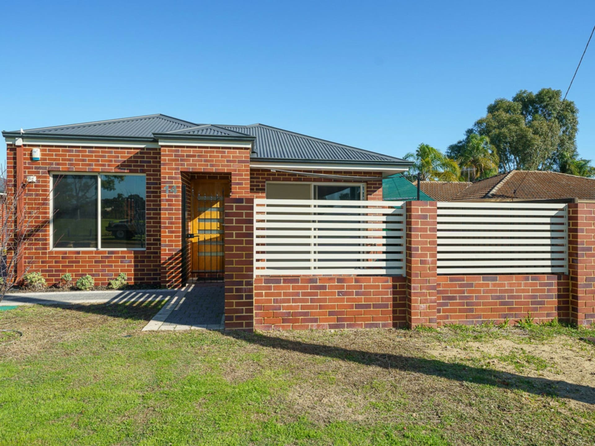 14 Linthorne Way Balga WA, Balga - Thumbnail 2
