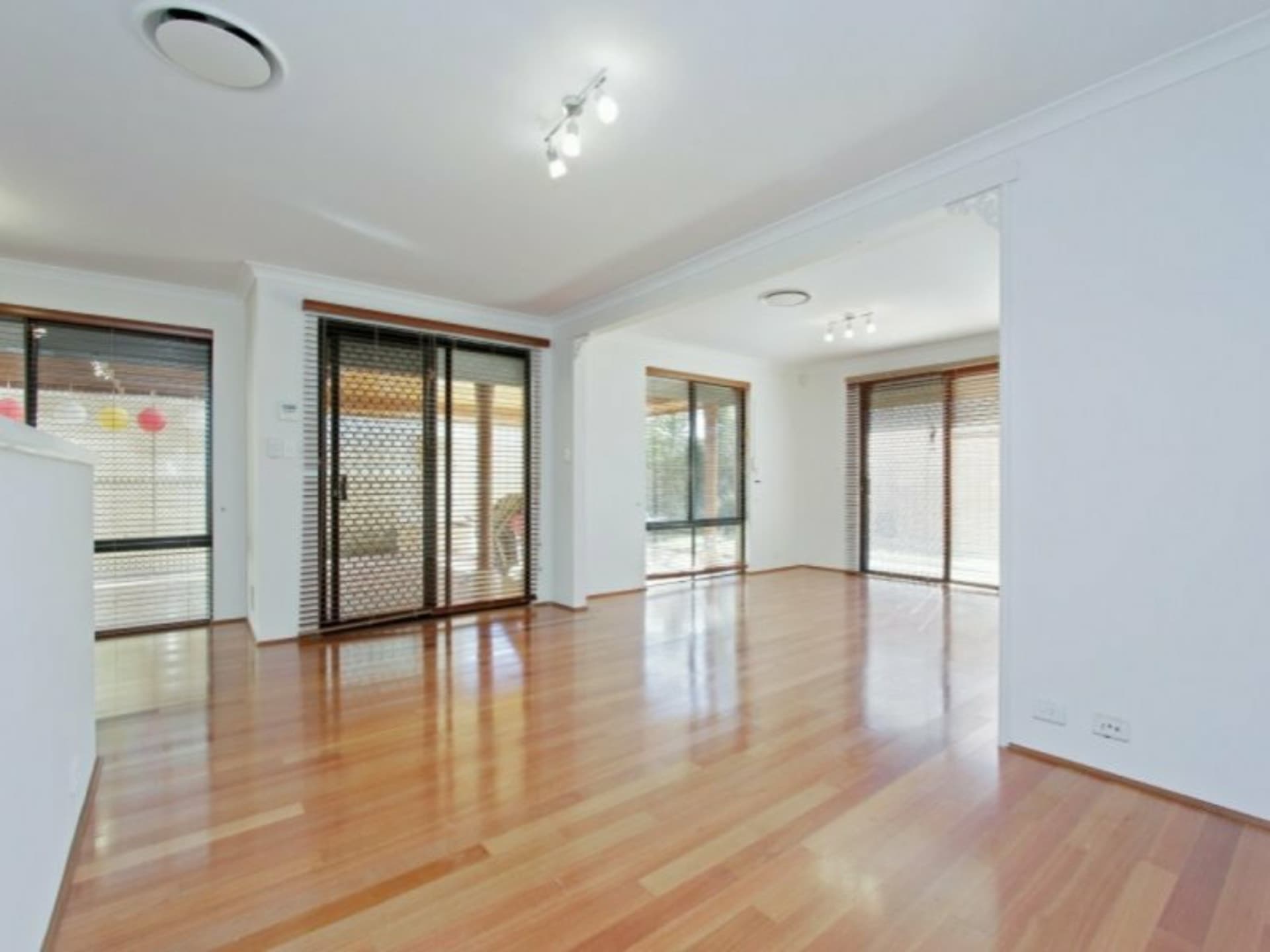 12 Tarner Court Balga WA, Balga - Thumbnail 6