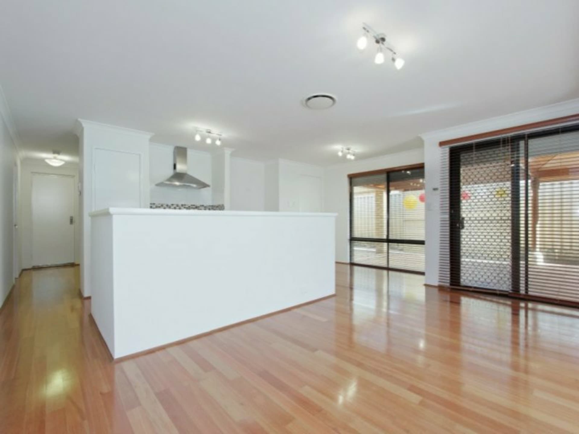 12 Tarner Court Balga WA, Balga - Thumbnail 7