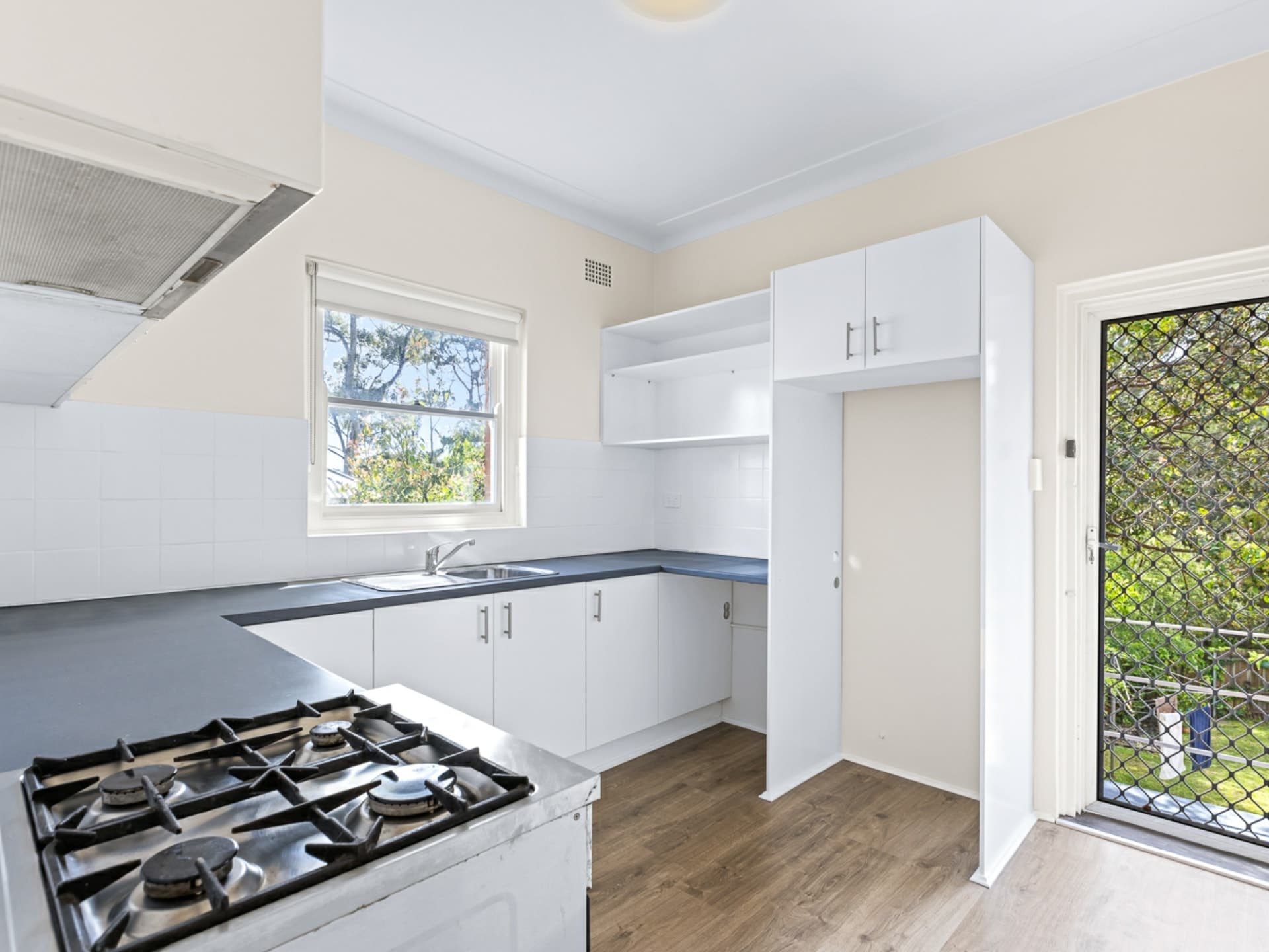 2/30 Dudley Street, Balgowlah, Balgowlah - Thumbnail 2