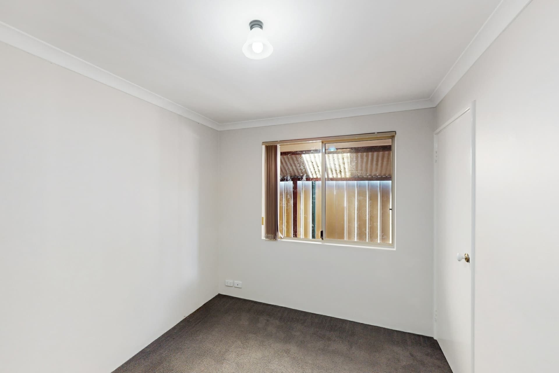24 Desault Cove, Ballajura, Ballajura - Thumbnail 3