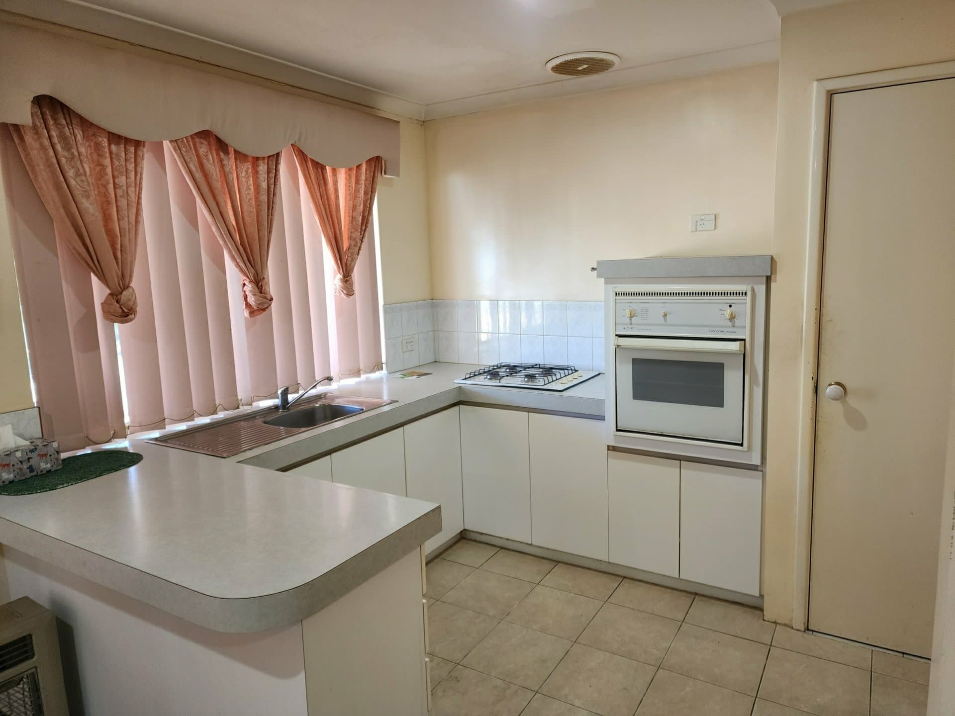 17 Karijini Court, Ballajura, Ballajura - Thumbnail 7