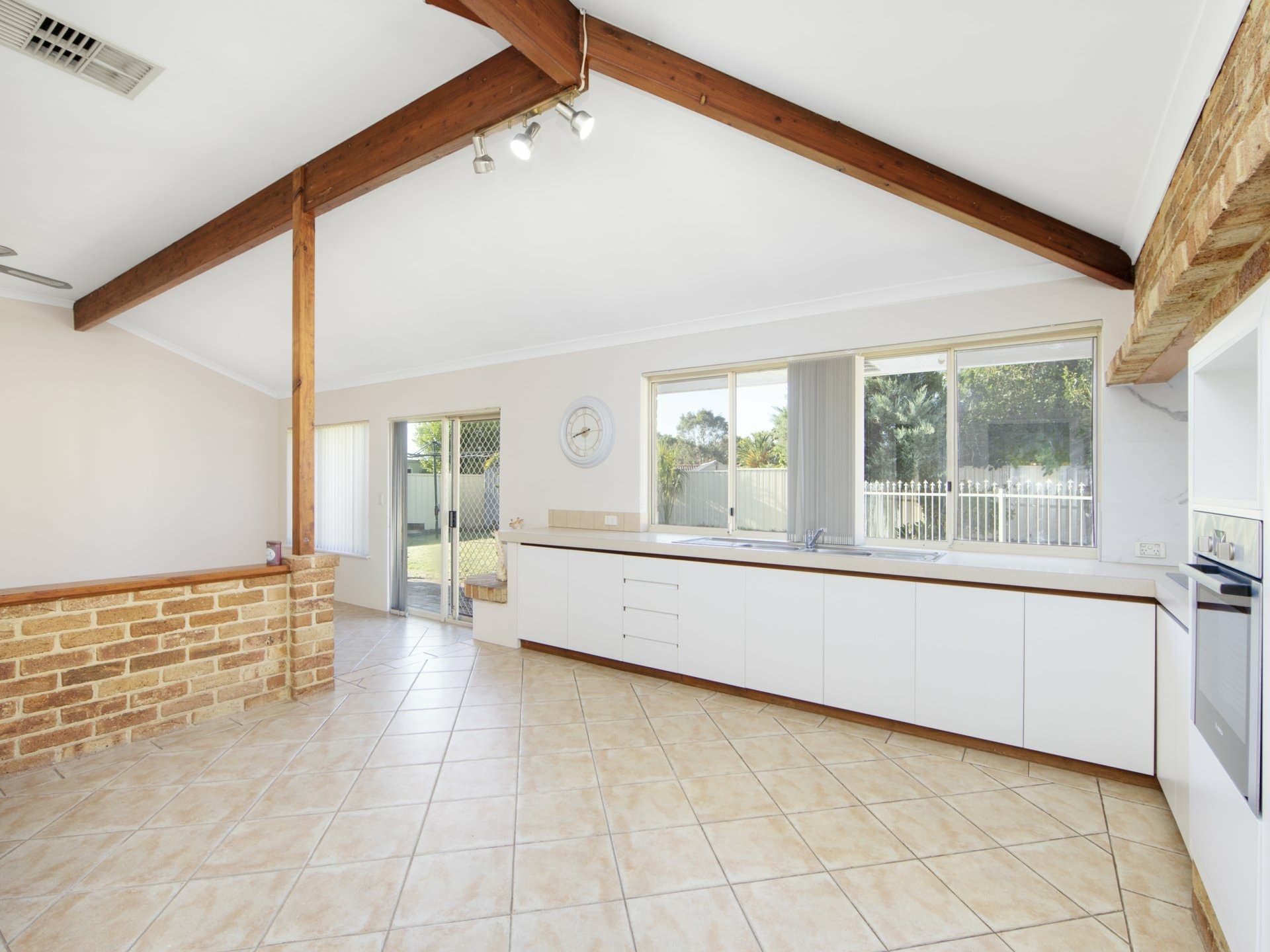 93 Clipper Drive, Ballajura, Ballajura - Thumbnail 5