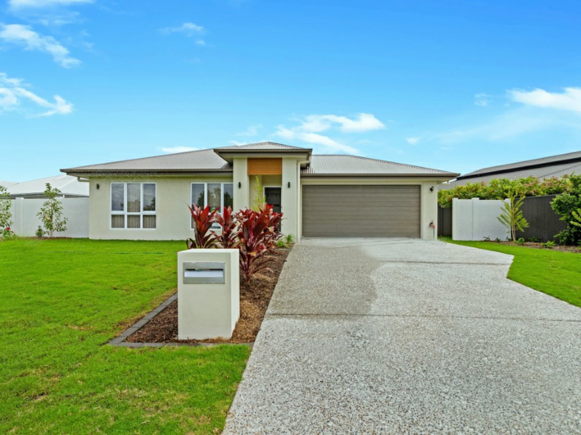 83 Freshwater Drive, Banksia Beach, Banksia Beach - Image 1
