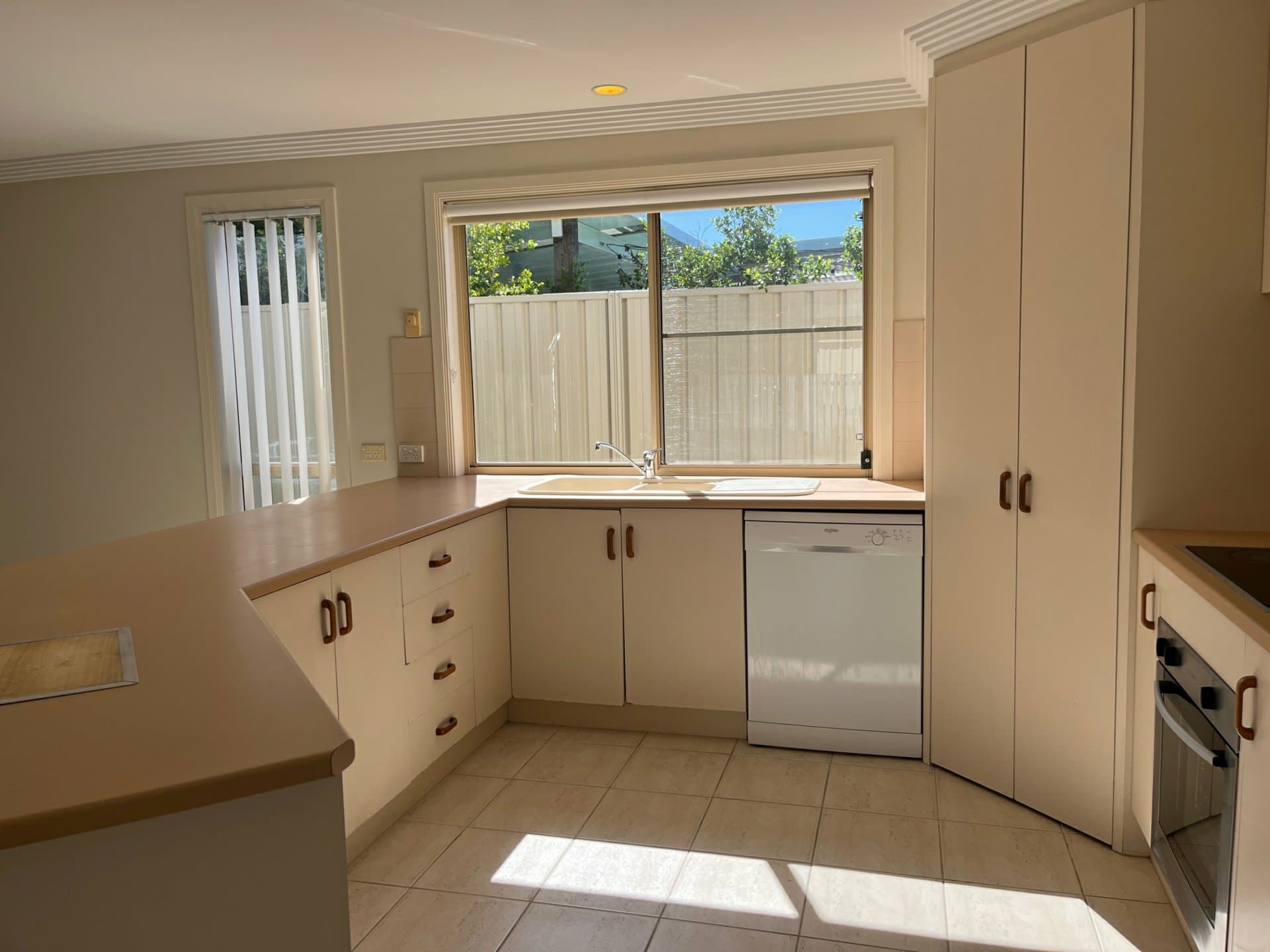 6 Catamaran Court, Banksia Beach, Banksia Beach - Thumbnail 7