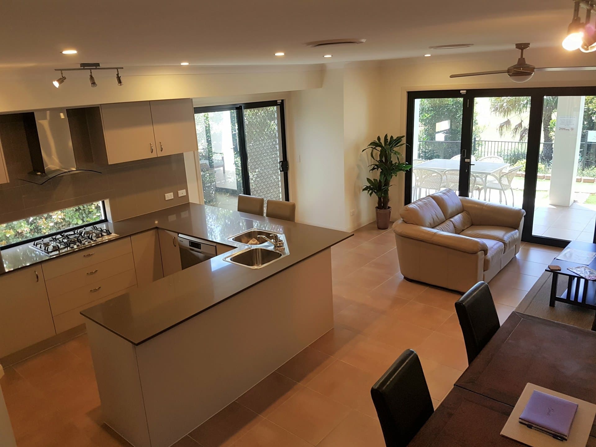 2/2 Vanillalily Close, Banksia Beach, Banksia Beach - Thumbnail 4