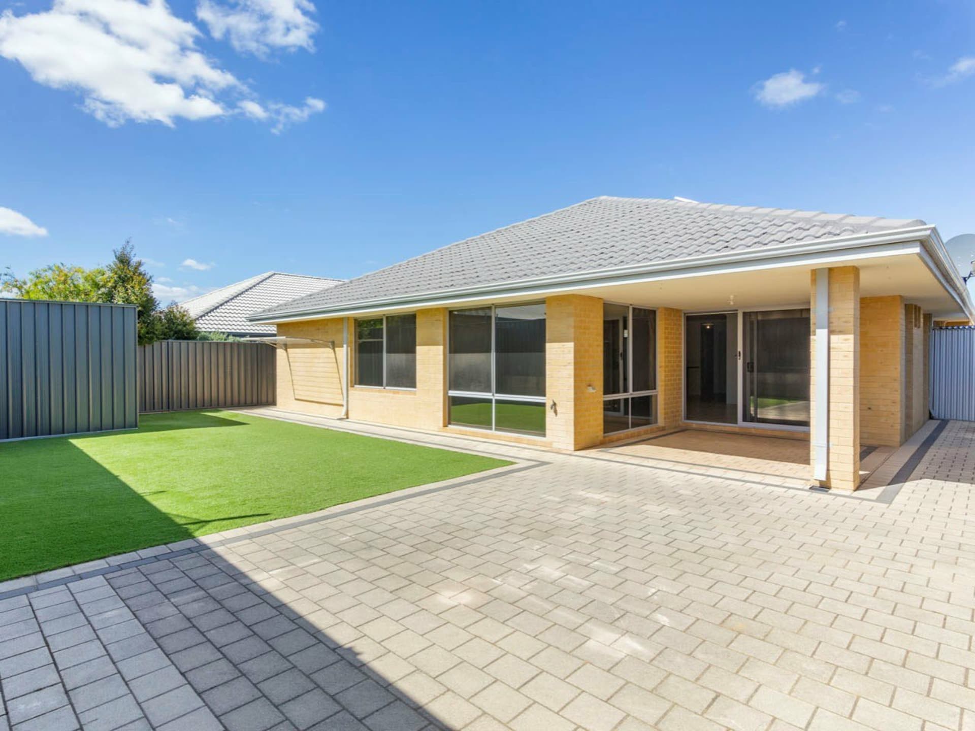 7 Pulchella Ramble, Banksia Grove, Banksia Grove - Thumbnail 3