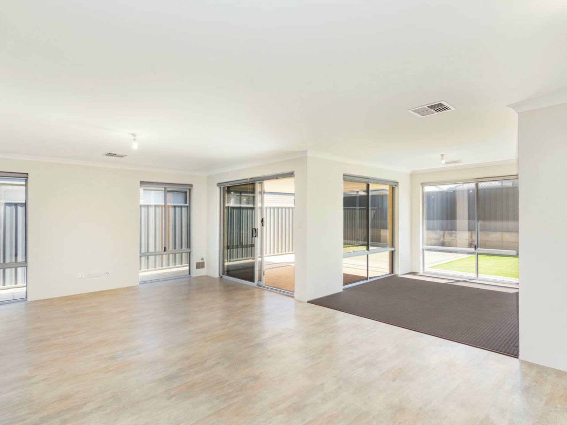 7 Pulchella Ramble, Banksia Grove, Banksia Grove - Thumbnail 7