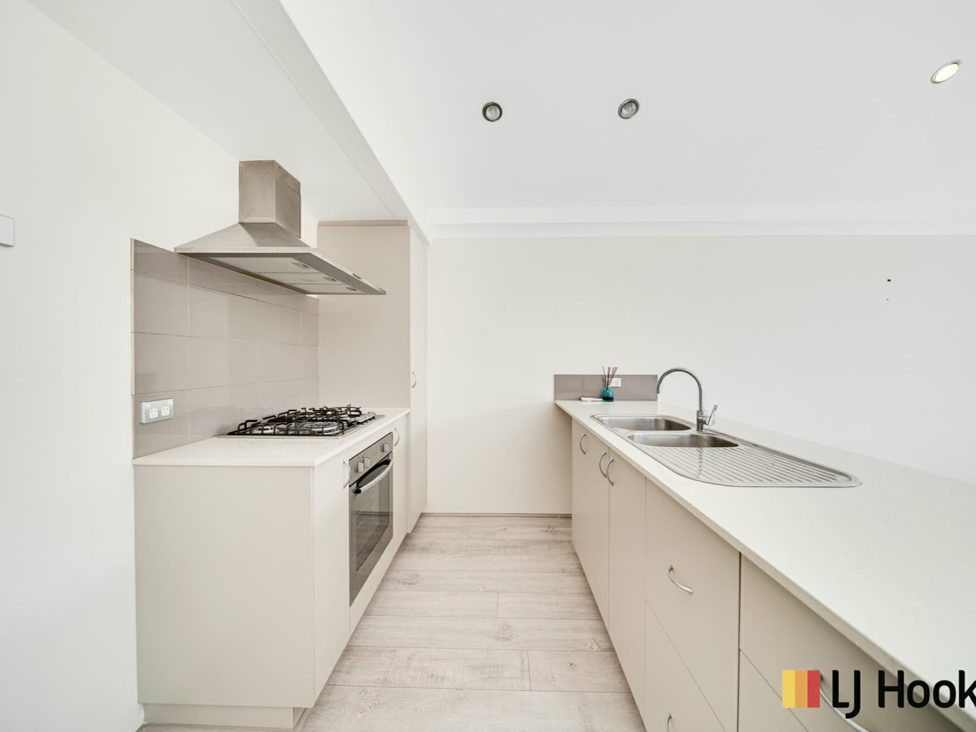 66 Bauer Circle, Banksia Grove, Banksia Grove - Thumbnail 8