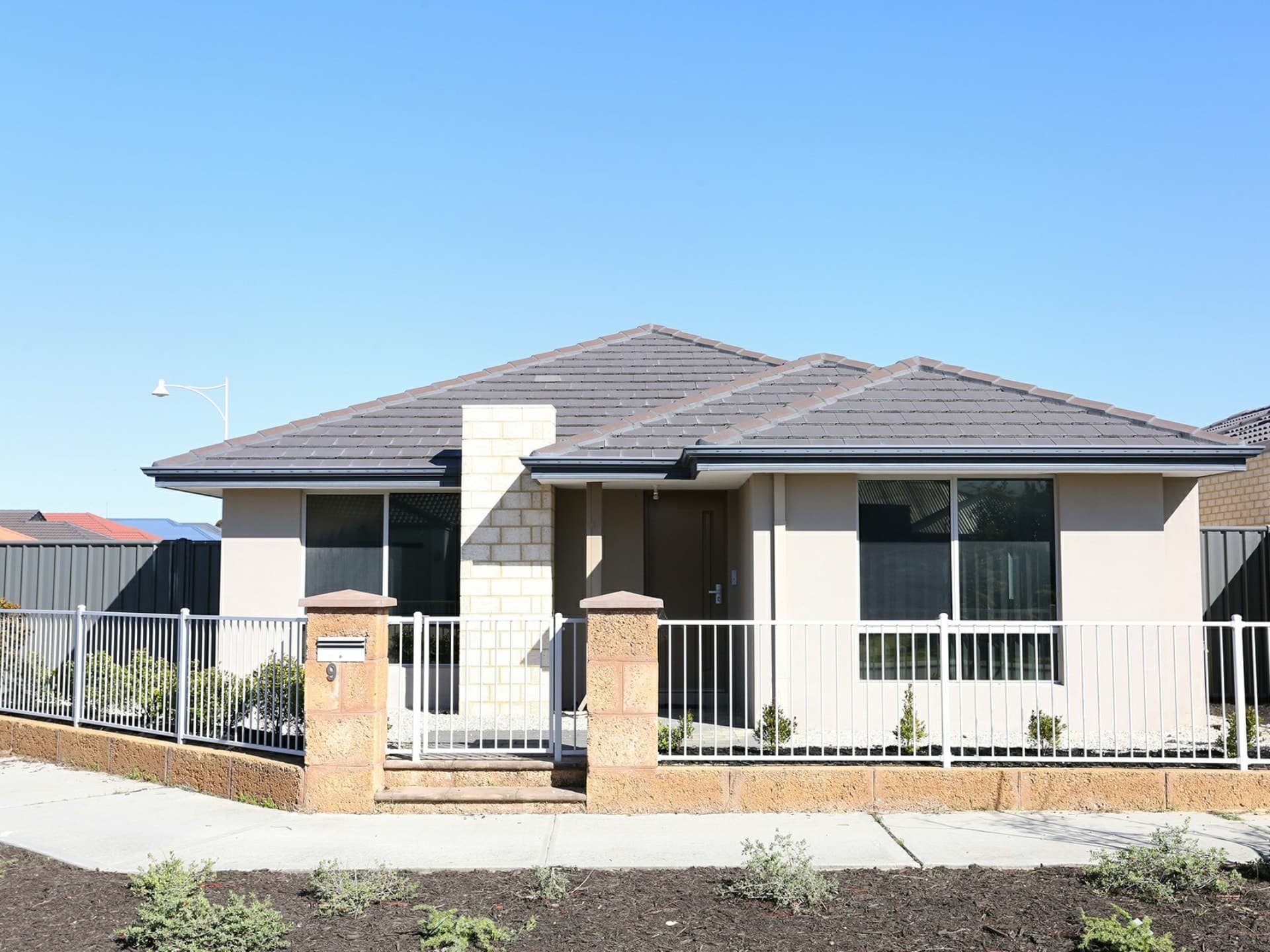 9 Montane Turn, Banksia Grove, Banksia Grove - Thumbnail 2