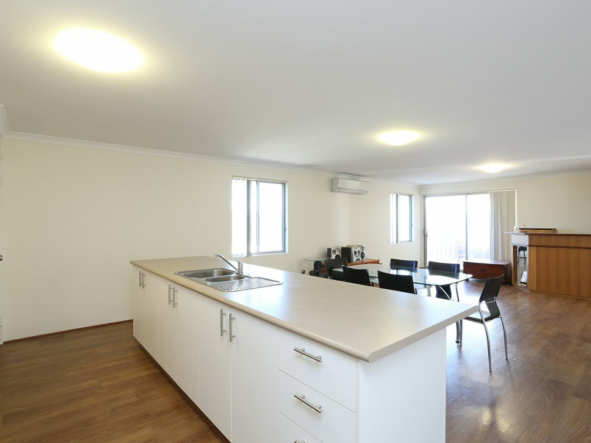 9 Montane Turn, Banksia Grove, Banksia Grove - Thumbnail 4