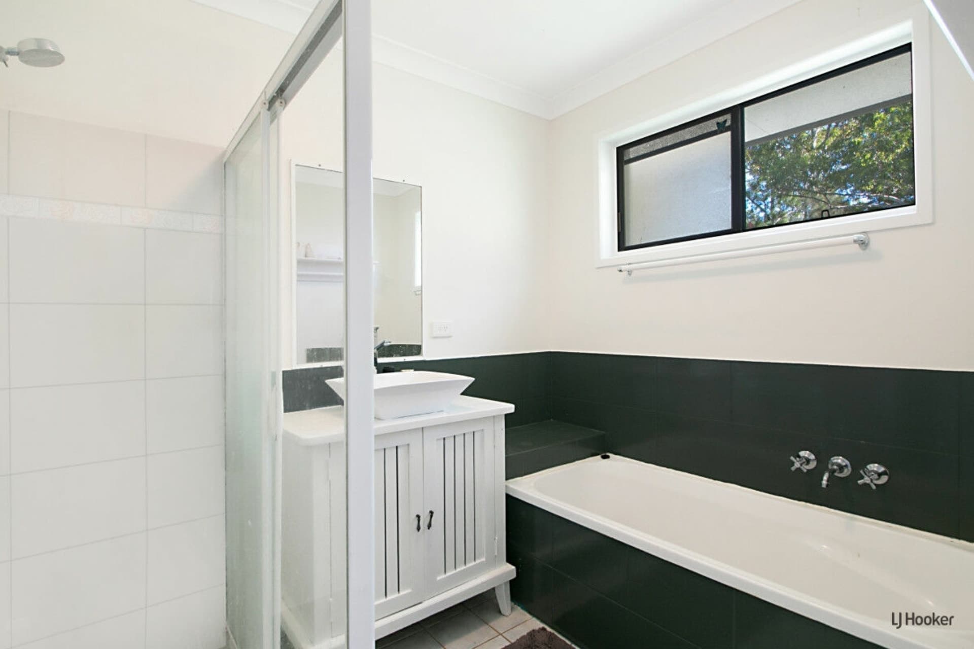 1/2 Adina Place Banora Point NSW, Banora Point - Thumbnail 5