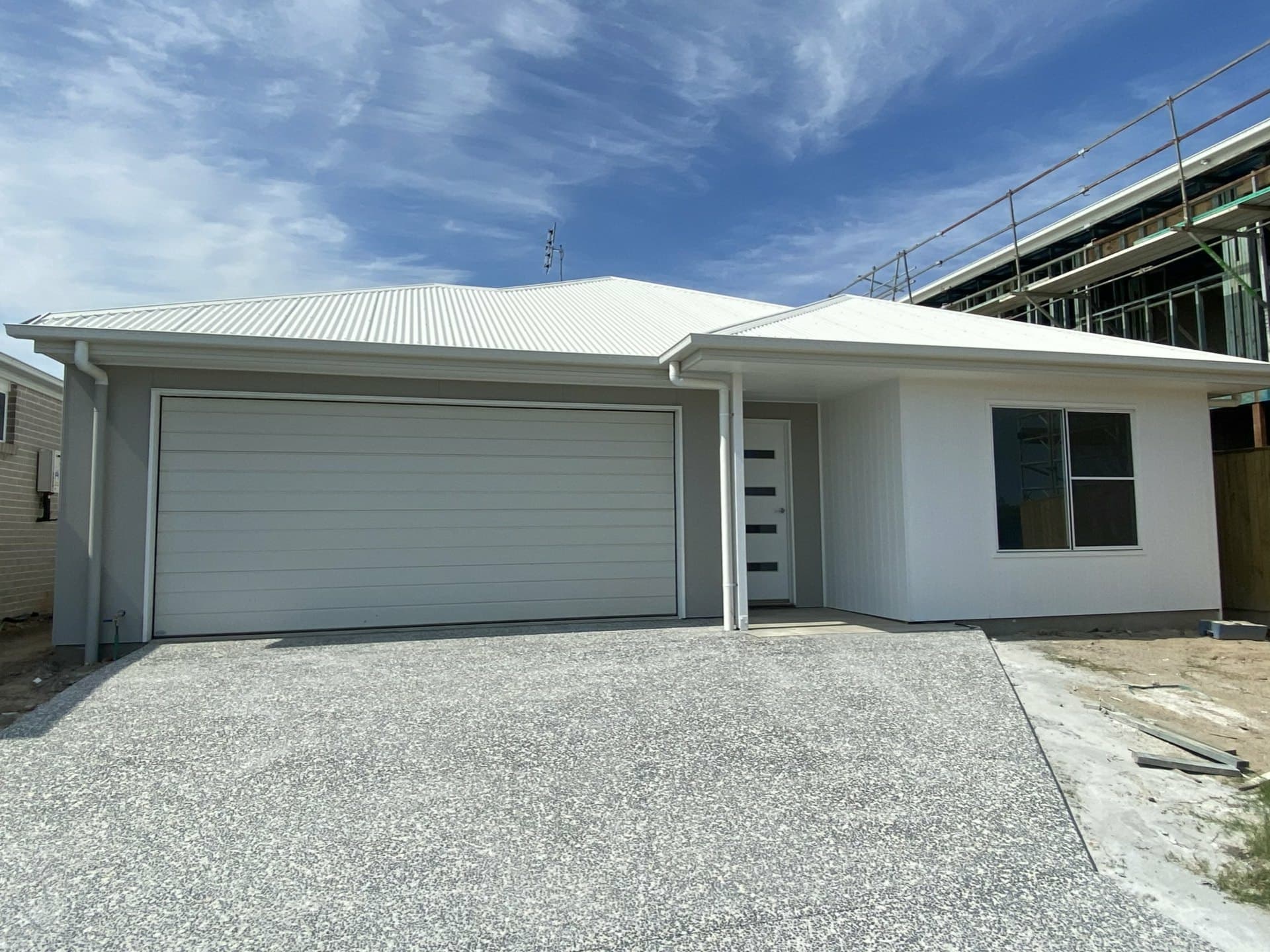 18 Rottnest Cres Banya QLD, Banya - Thumbnail 2