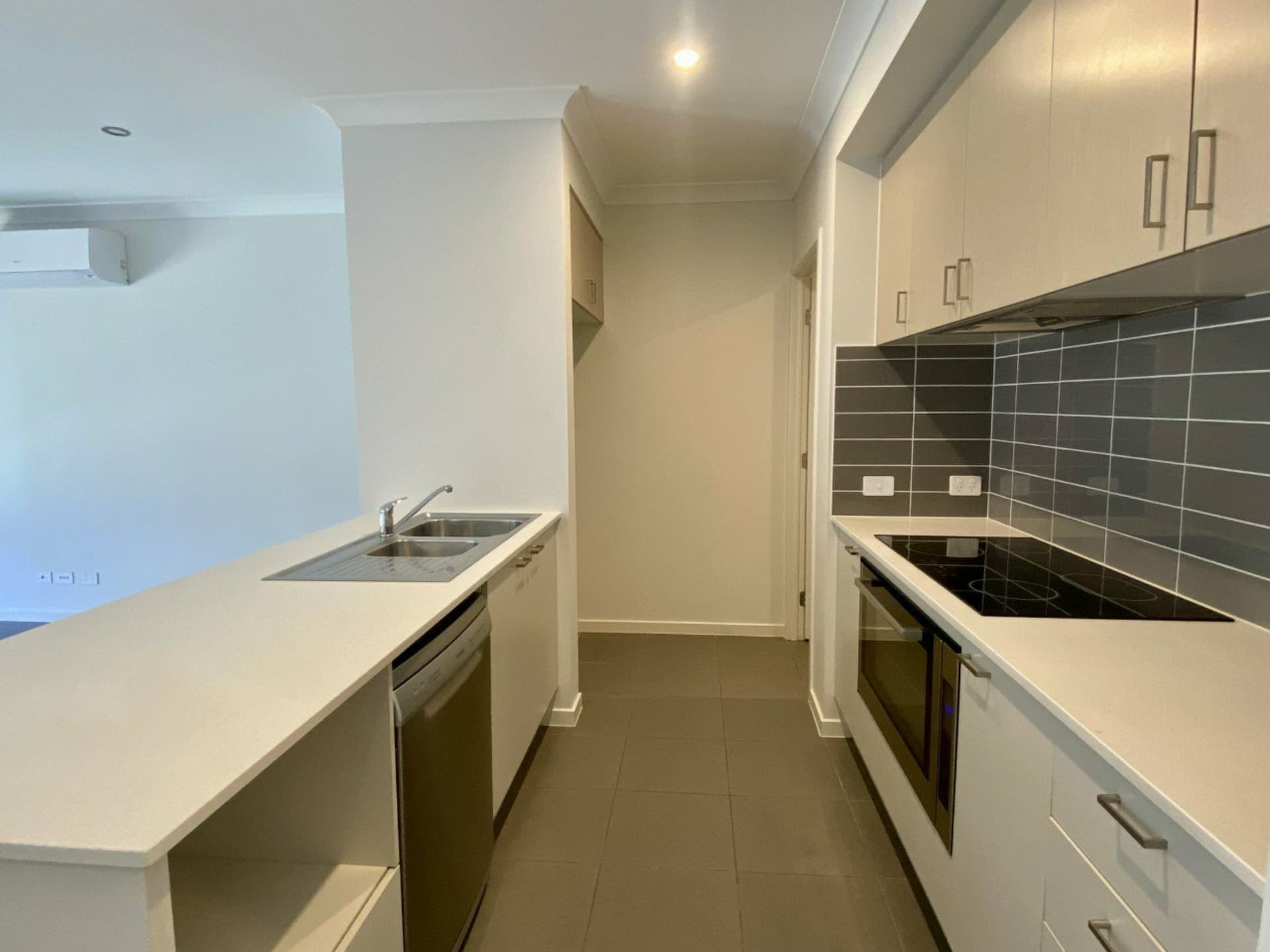 12 Emerson Street Baringa QLD, Baringa - Image 1