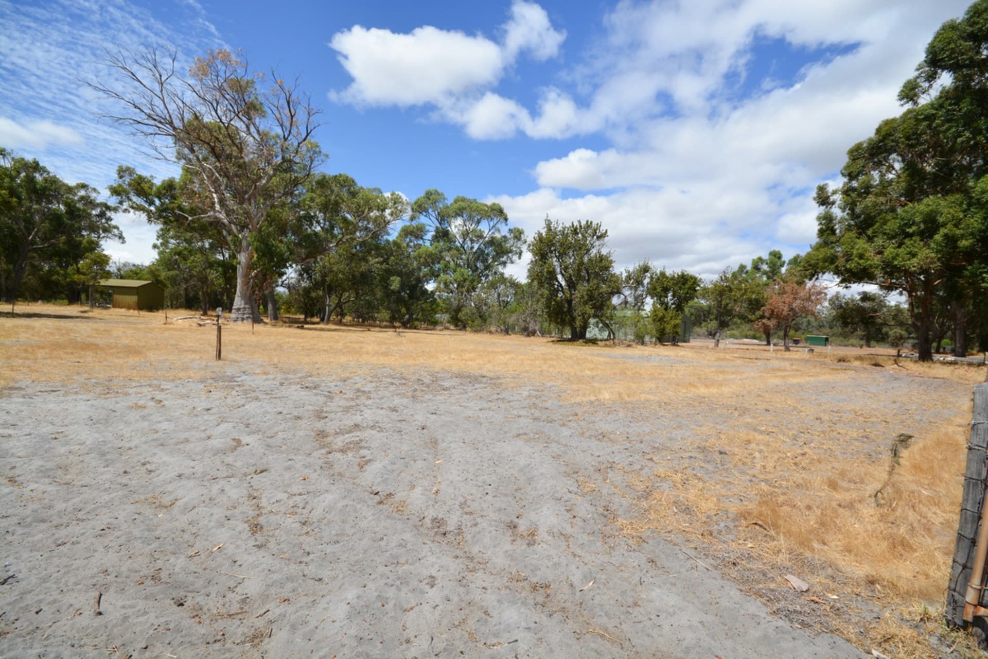 554 Lakes Road Barragup WA, Barragup - Image 1