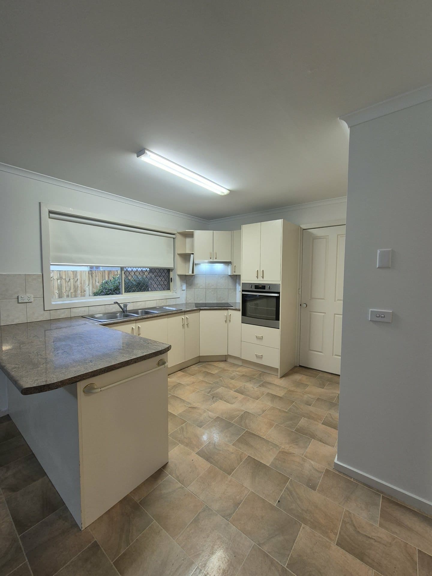 1/15 Birch Street, Bayswater, Bayswater - Thumbnail 2
