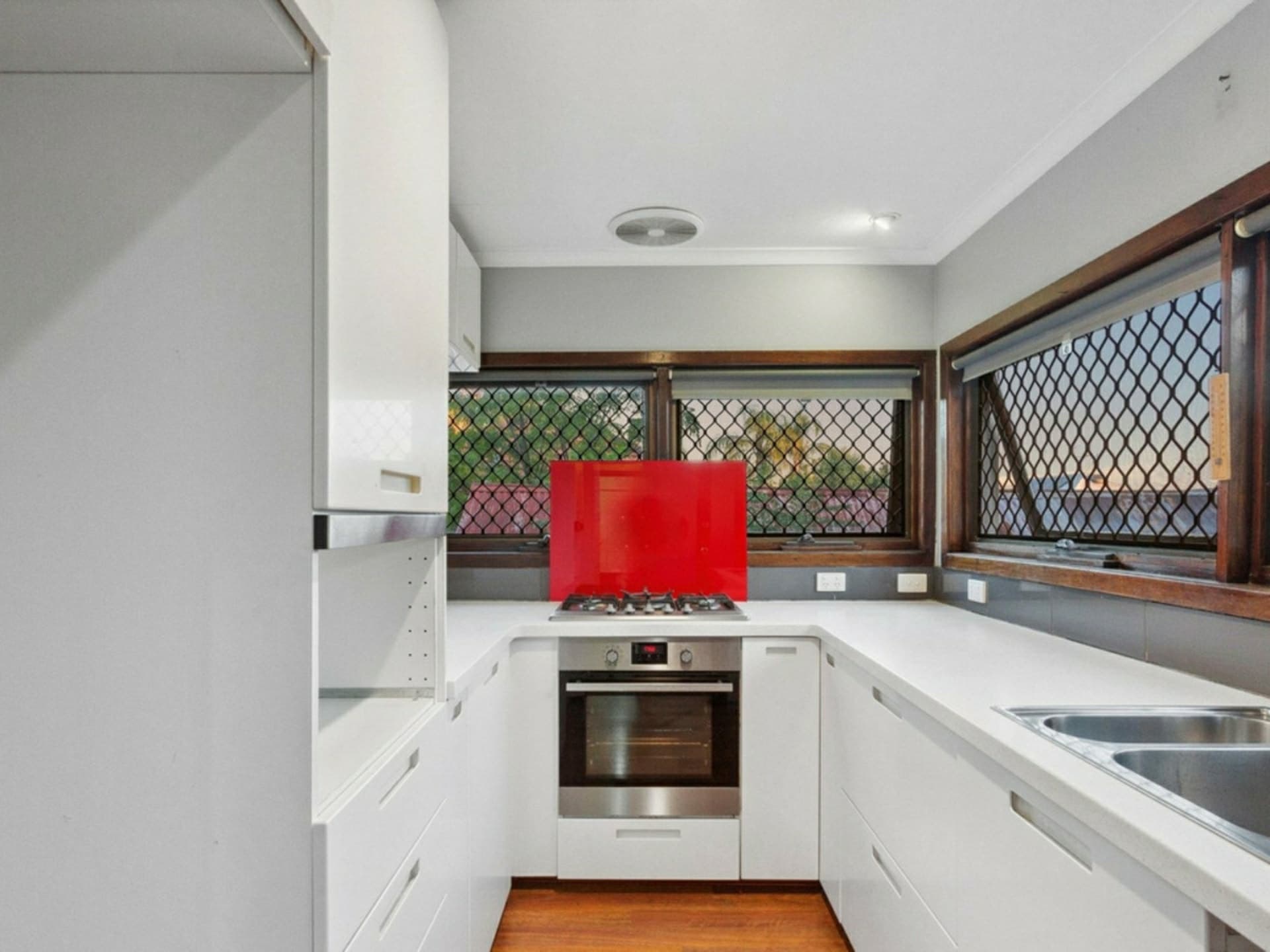 3 Grand Promenade, Bayswater, Bayswater - Image 1