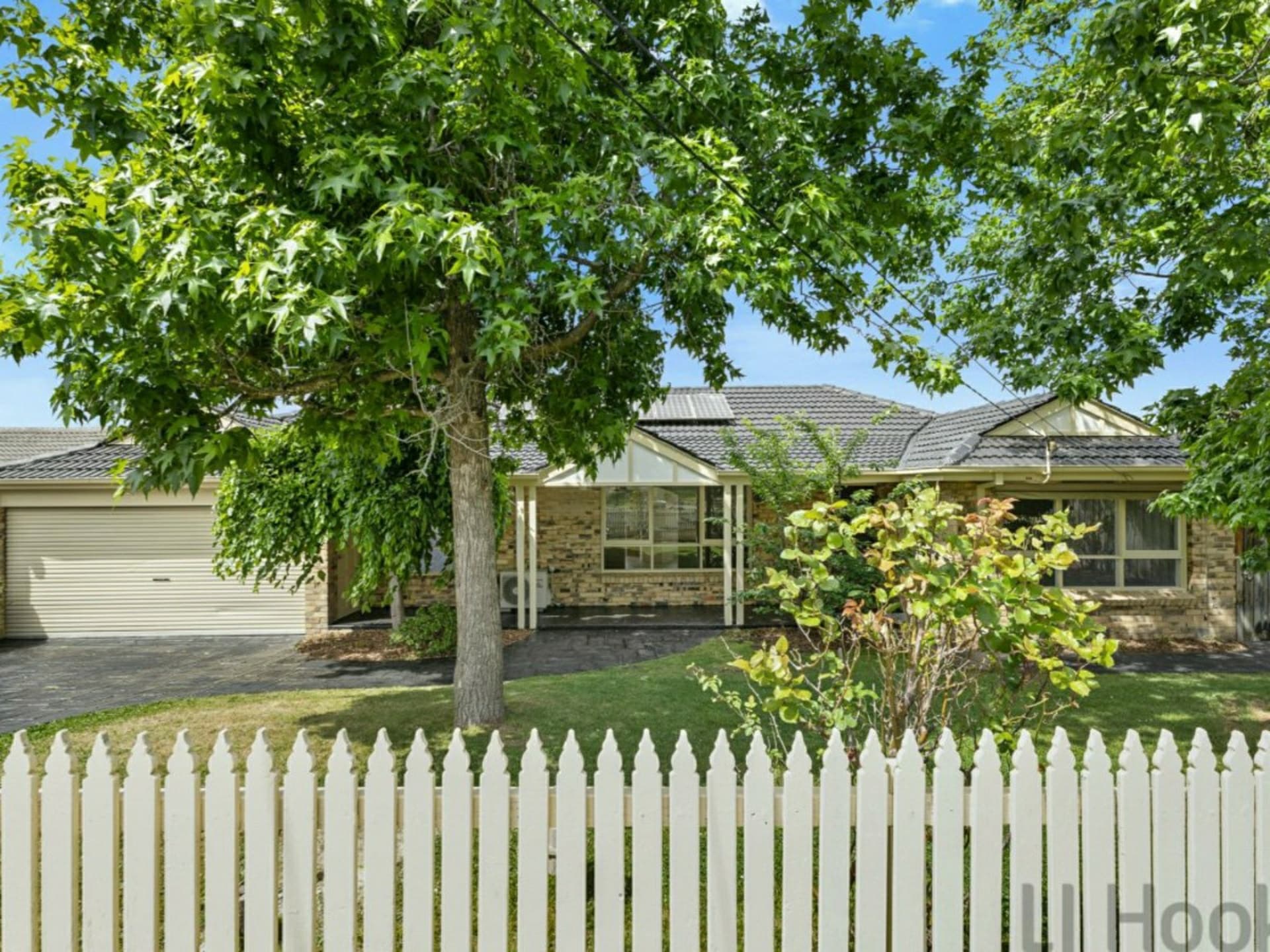 16 Yarran Grove, Bayswater, Bayswater - Image 1