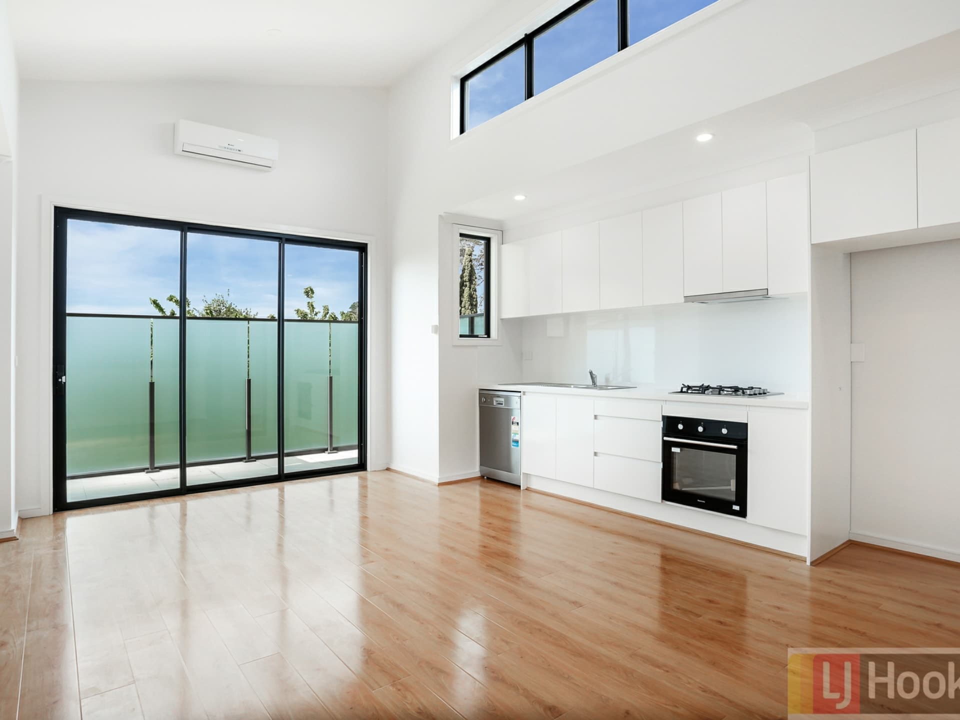 6/8 Elm Street, Bayswater, Bayswater - Thumbnail 3