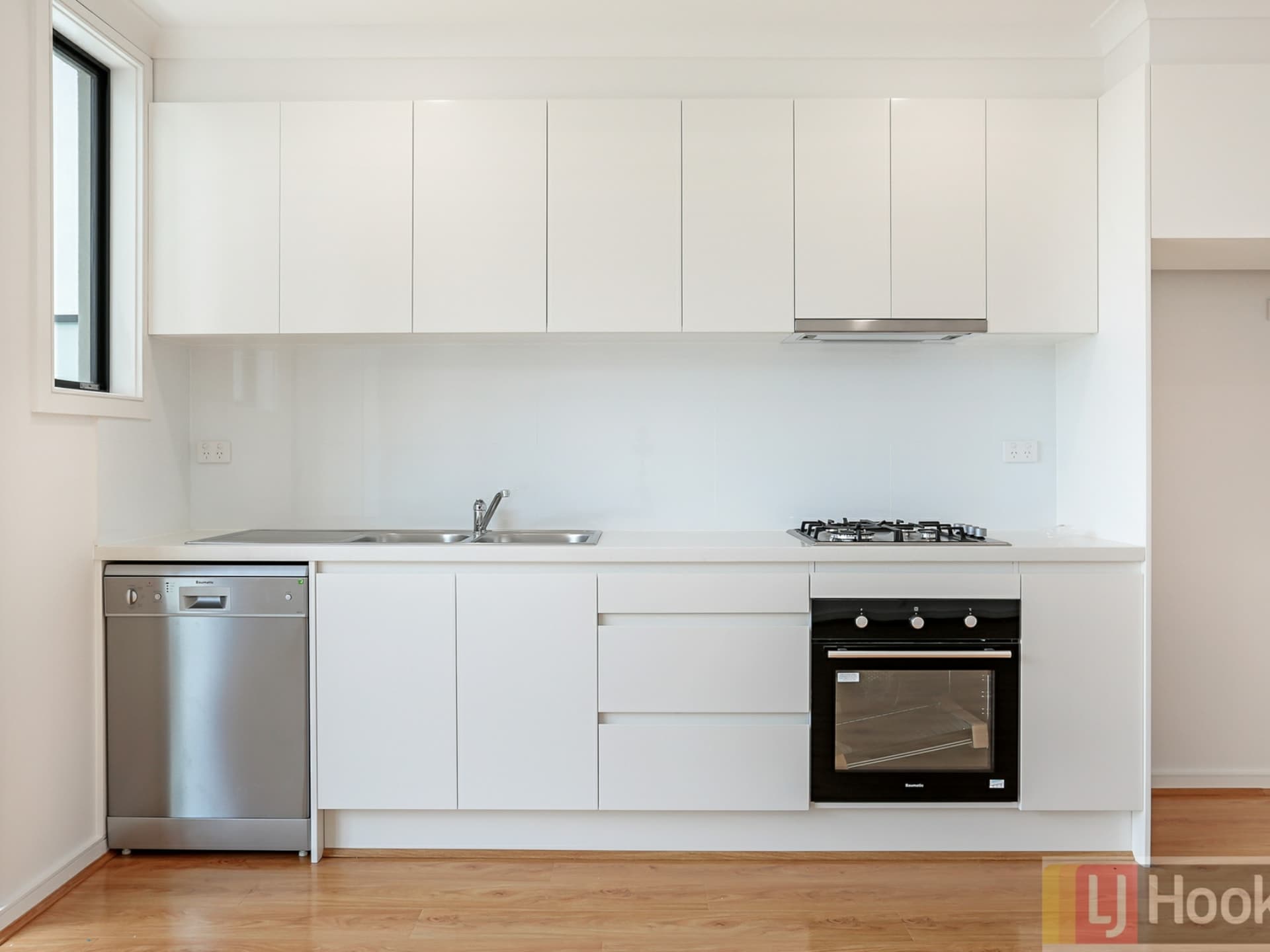 6/8 Elm Street, Bayswater, Bayswater - Thumbnail 4