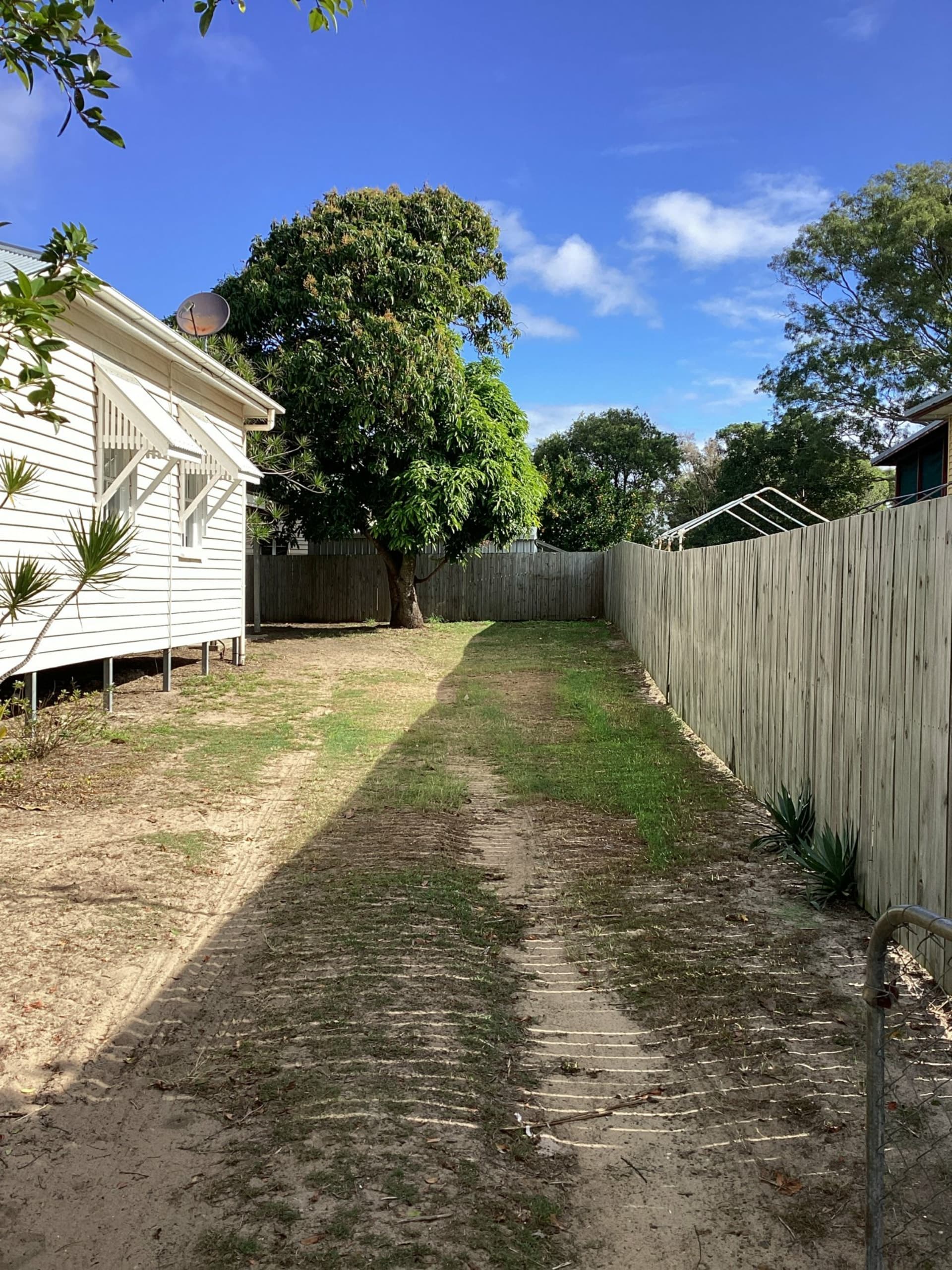 2 Bishop Road Beachmere QLD, Beachmere - Thumbnail 3