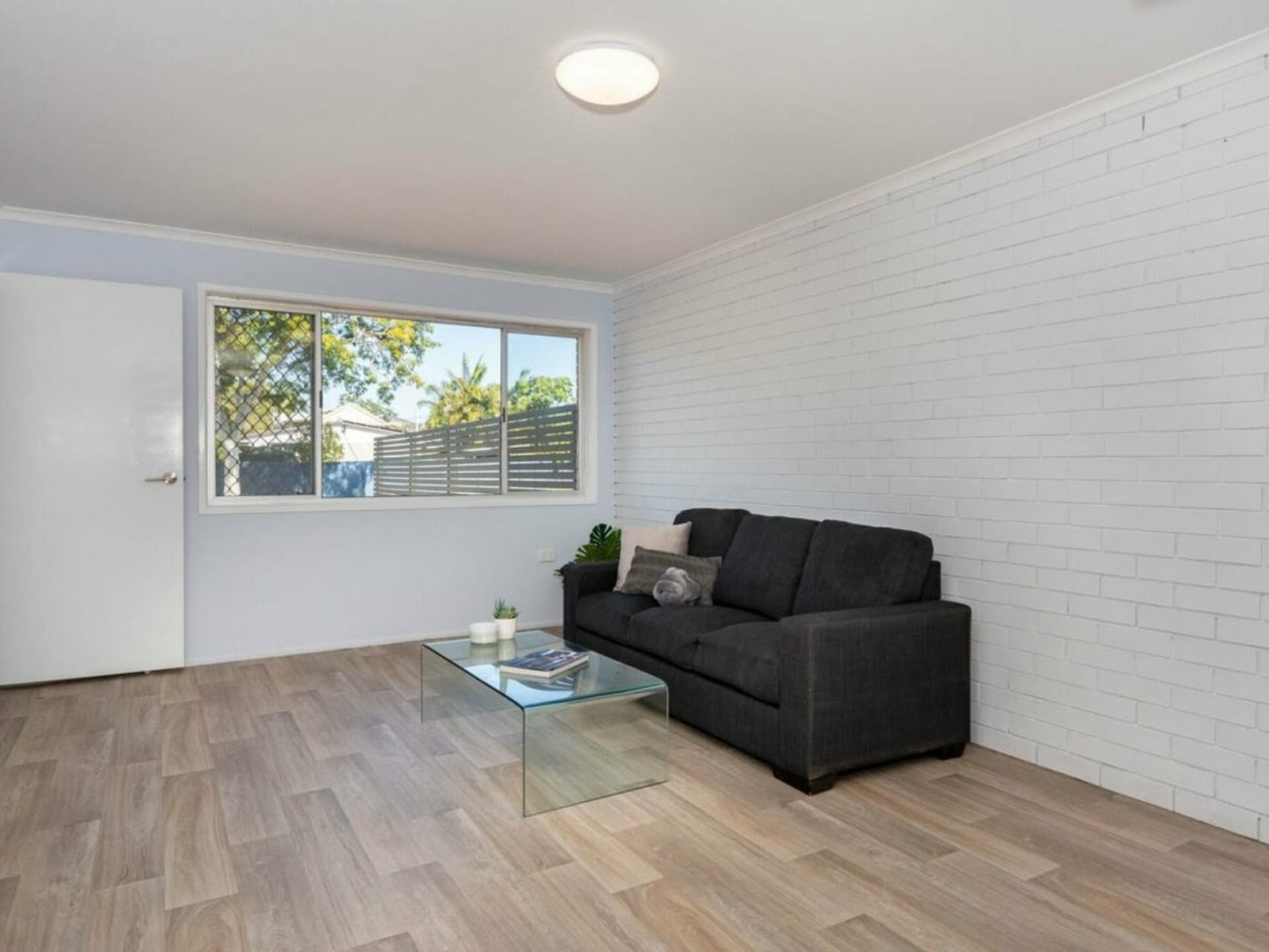 2/1 Bryant Street Beachmere QLD, Beachmere - Thumbnail 4