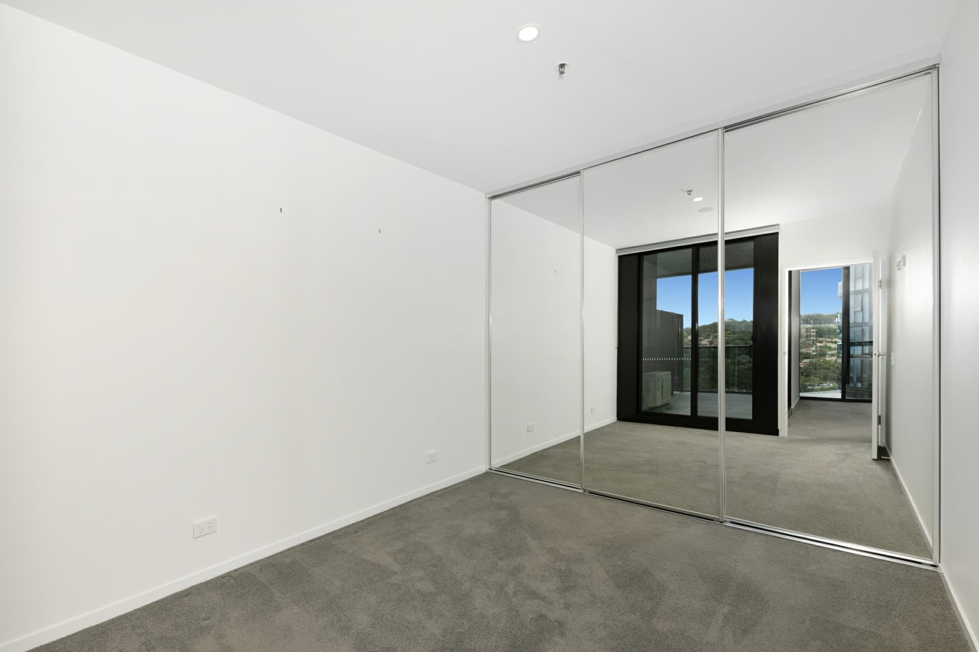 1110/3 Grazier Lane, Belconnen, Belconnen - Thumbnail 7