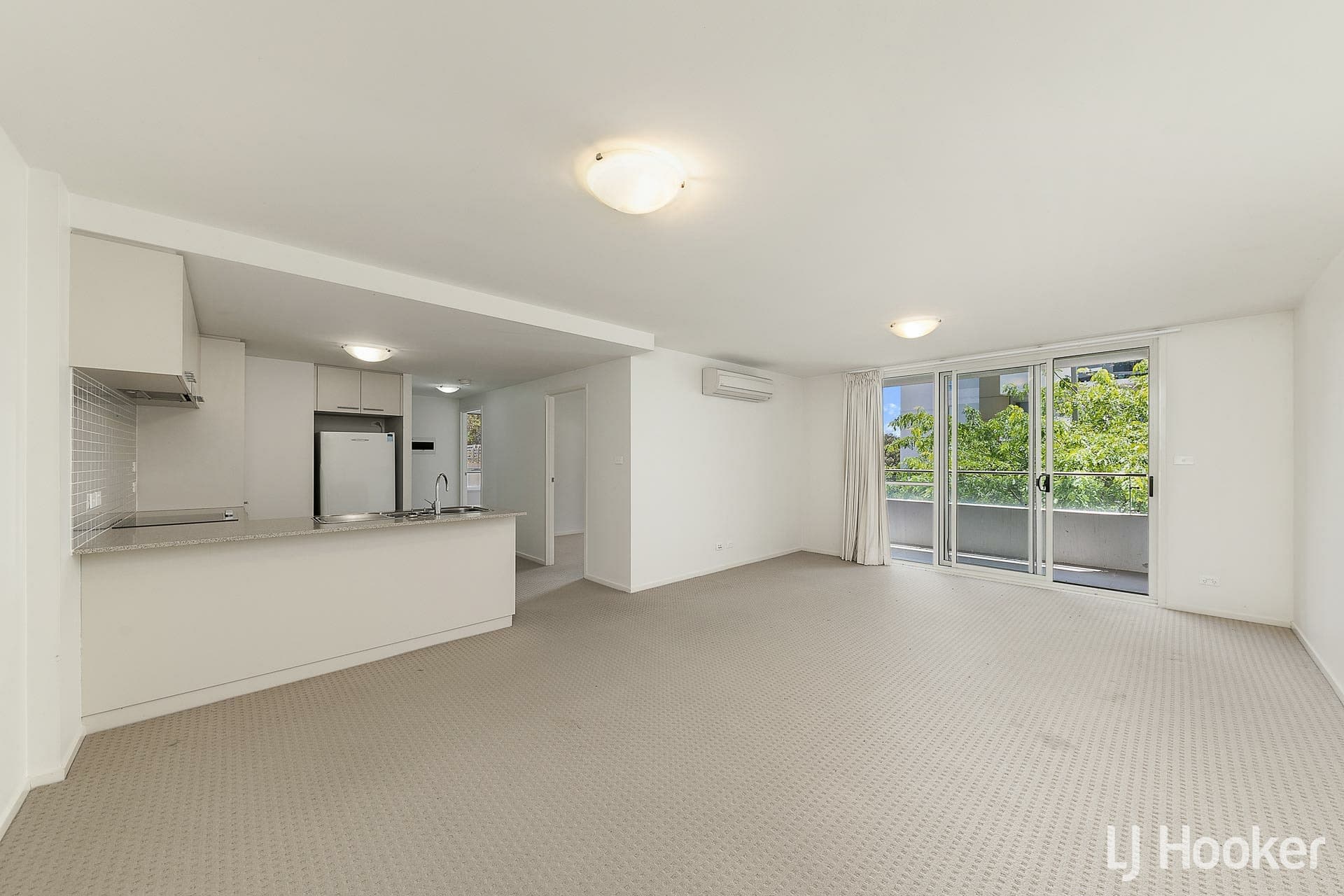 169/60 College Street, Belconnen, Belconnen - Thumbnail 2