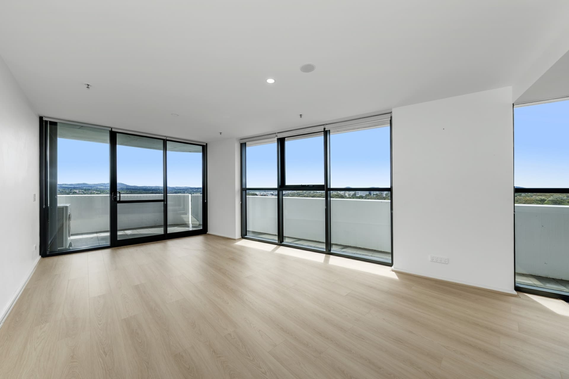 1508/120 Eastern Valley Way, Belconnen, Belconnen - Image 1
